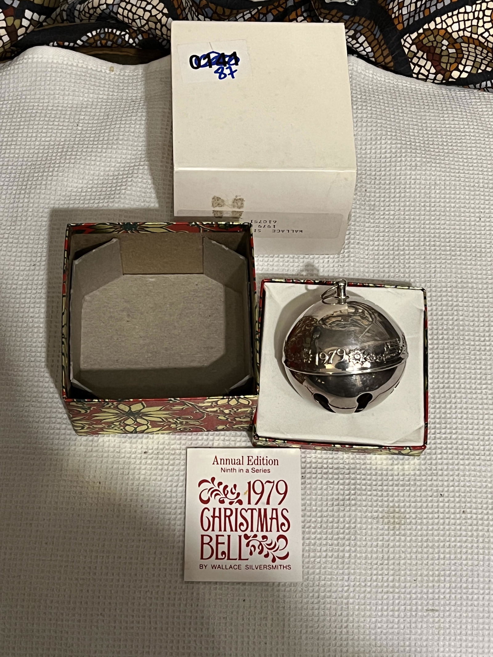 WALLACE SILVERSMITHS 1979 CHRISTMAS STERLING BELL (1 of 3)