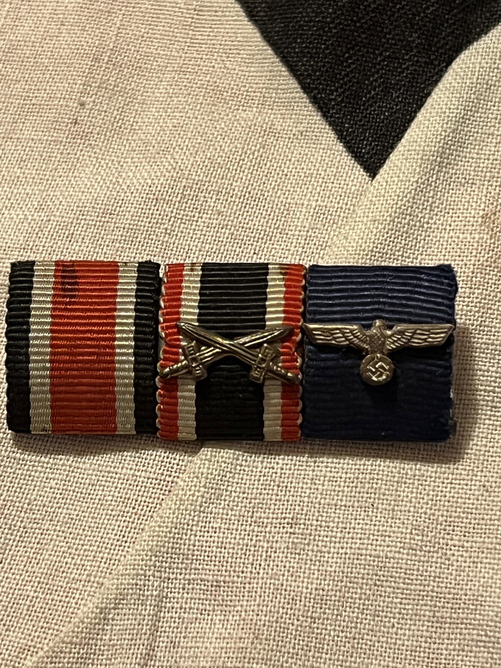 WW2 GERMAN BAR RIBBON PIN: WW2 GERMAN BAR RIBBON PIN. A GREAT FIND AND AN EXCELLENT ADDITION TO YOUR COLLECTION.