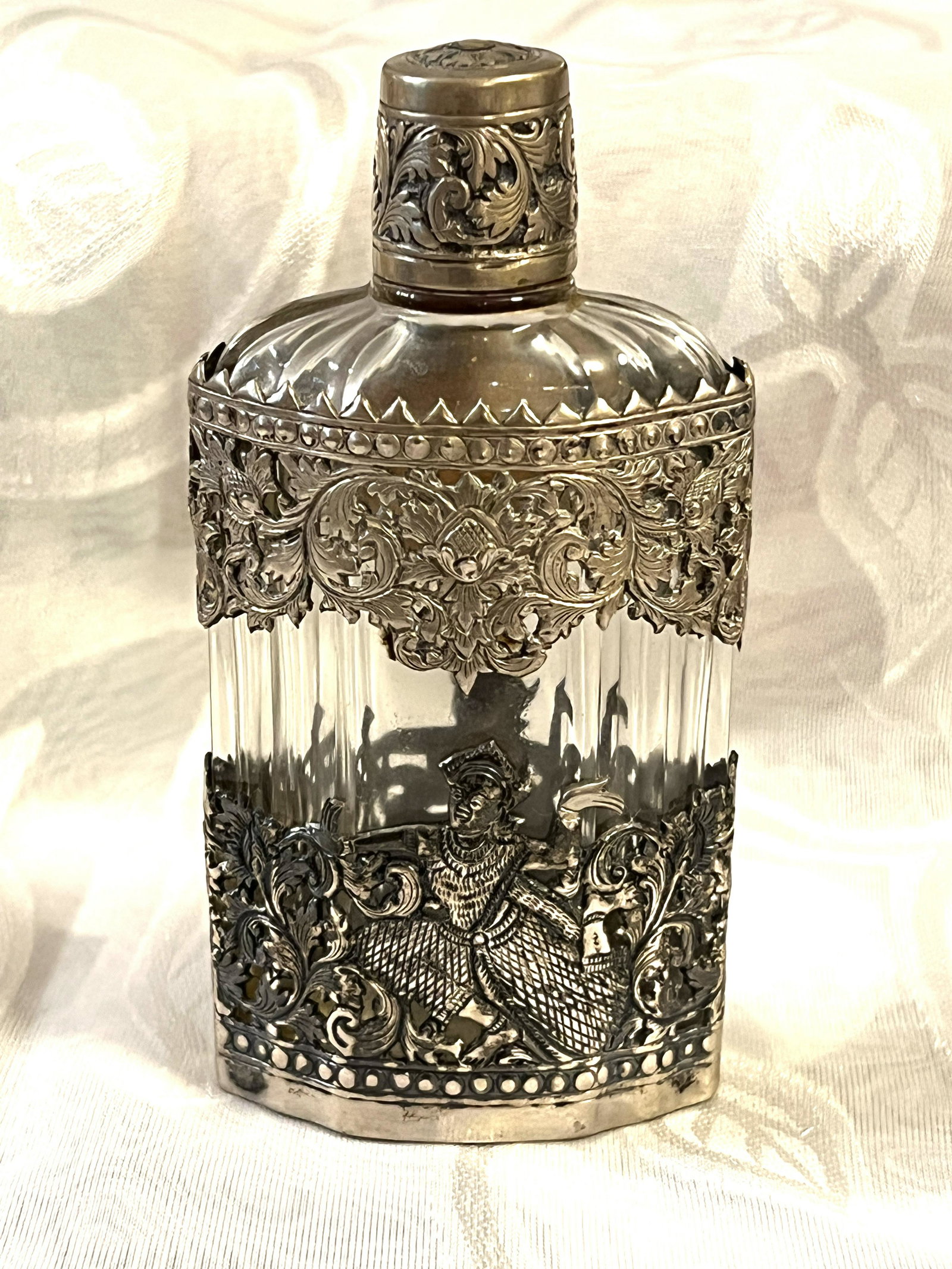 HEAVILY ENGRAVED ANTIQUE STERLING SILVER PERFUME BOTTLE (1 of 6)