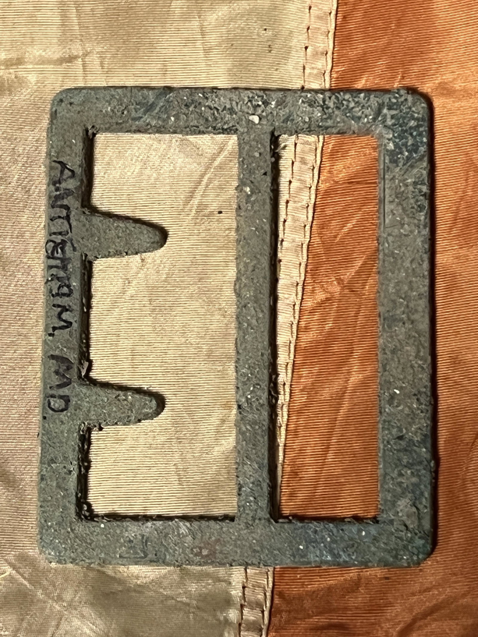 RARE ANTIETAM, MD DUG CIVIL WAR CONFEDERATE BELT BUCKLE: RARE ANTIETAM, MD DUG CIVIL WAR CONFEDERATE BELT BUCKLE. HAS A GREAT LOOK TO IT WITH AN EXCELLENT OVERALL EYE APPEAL. MARKED ANTIETAM, MD. A GREAT FIND AND AN EXCELLENT ADDITION TO YOUR COLLECTION.