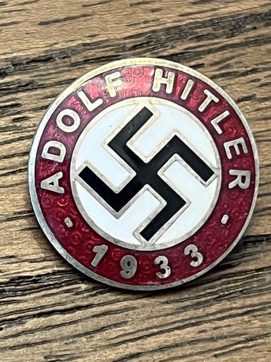 imagine parachute rail WW2 GERMAN NSDAP ADOLF HITLER 1933 LAPEL PIN W/MAKER MARKS - Apr 25, 2022 | Rare Treasures in PA imagine parachute rail WW2 GERMAN NSDAP ADOLF HITLER 1933 LAPEL PIN W/MAKER MARKS - Apr 25, 2022 | Rare Treasures in PA