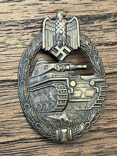 WW2 GERMAN NAZI TANK BADGE IN BRONZE - VET BRING BACK: WW2 GERMAN NAZI TANK BADGE IN BRONZE - VET BRING BACK. A RARE FIND. IT IS IN MINT OVERALL SHAPE AND CONDITION WITH A BEAUTIFUL OVEALL PATINA. PLEASE VIEW ALL DETAILED PICTURES. A GREAT FIND AND AN