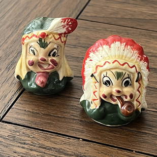 EARLY NATIVE AMERICAN PORCELAIN SALT/PEPPER SHAKERS: EARLY NATIVE AMERICAN PORCELAIN SALT/PEPPER SHAKERS. MADE IN JAPAN. A RARE FIND. THESE ARE IN MINT OVERALL SHAPE AND CONDITION WITH A BEAUTIFUL OVERALL PATINA. THESE ARE ALL HAND-MADE AND