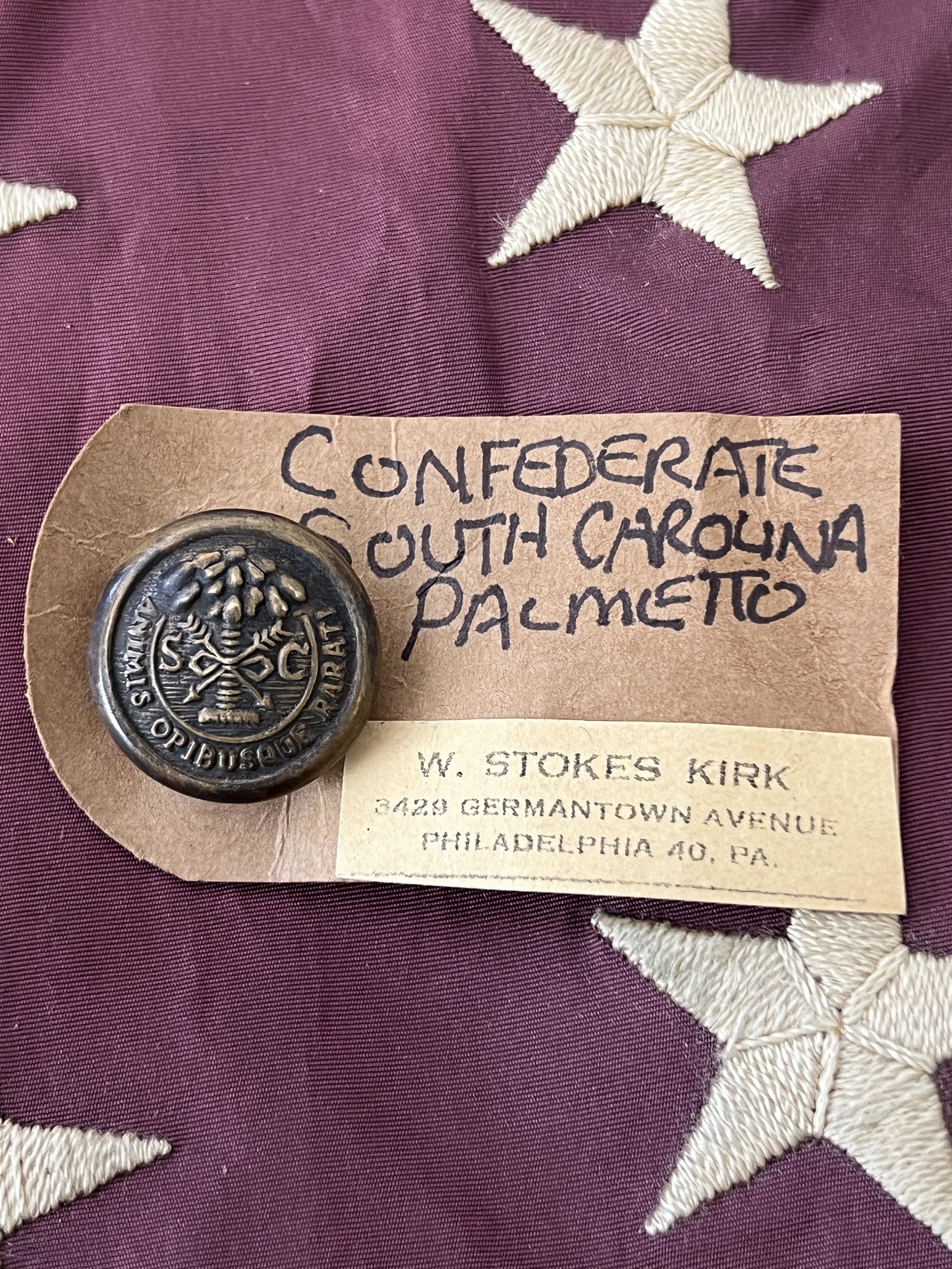 CIVIL WAR CONFEDERATE SOUTH CAROLINA PALMETTO BUTTON - W. STOKES KIRK: CIVIL WAR CONFEDERATE SOUTH CAROLINA PALMETTO BUTTON - W. STOKES KIRK. A RARE FIND. IT IS IN MINT OVERALL SHAPE AND CONDITION WITH A BEAUTIFUL OVERALL PATINA. HAS A GREAT LOOK TO IT WITH AN EXCELLENT 