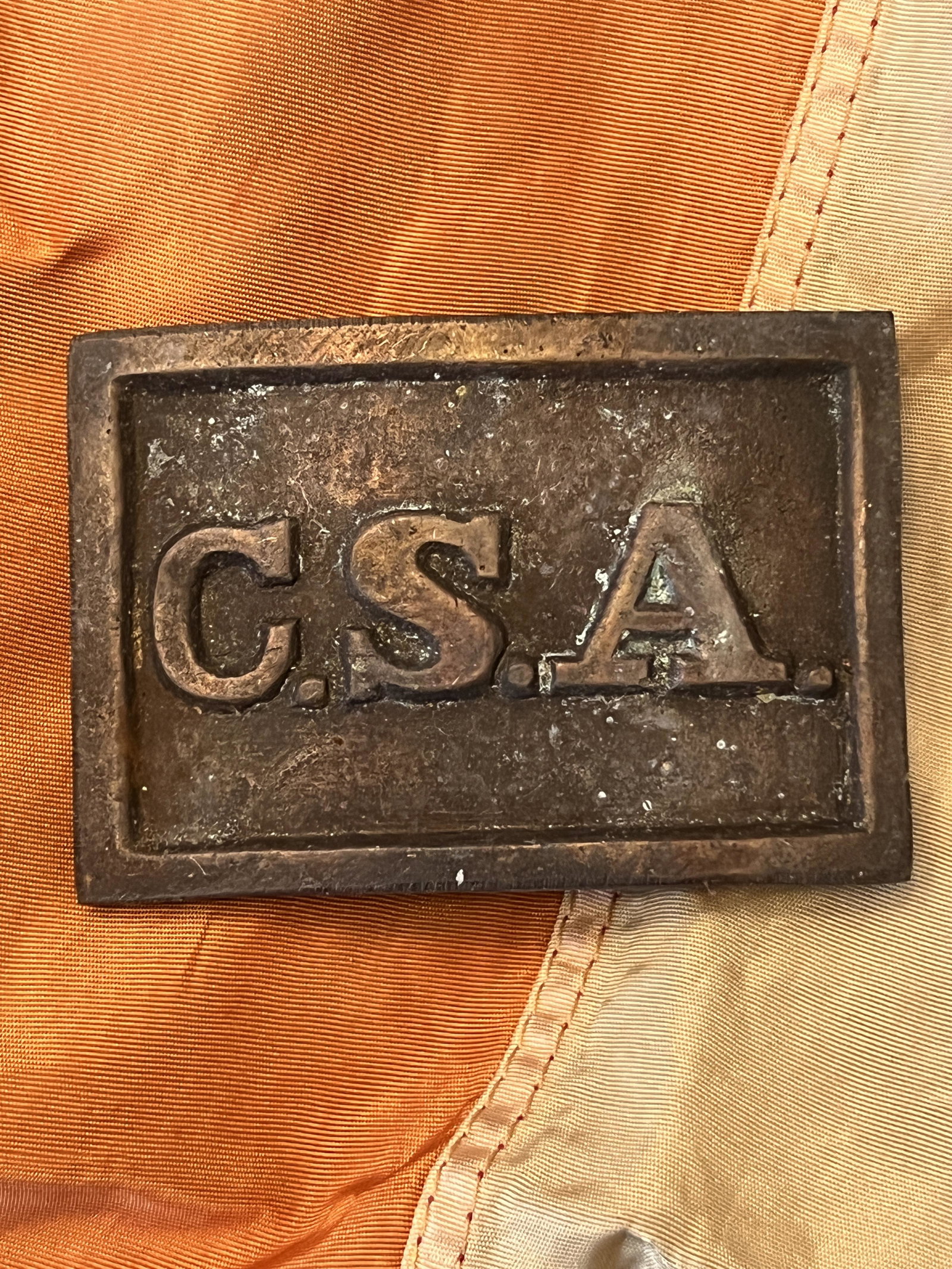 RARE CIVIL WAR CSA CONFEDERATE BELT BUCKLE: RARE CIVIL WAR CSA CONFEDERATE BELT BUCKLE. A RARE FIND. IT IS IN MINT OVERALL SHAPE AND CONDITION WITH A BEAUTIFUL OVERALL PATINA. HAS A GREAT LOOK TO IT WITH AN EXCELLENT OVERALL EYE APPEAL. A GREAT