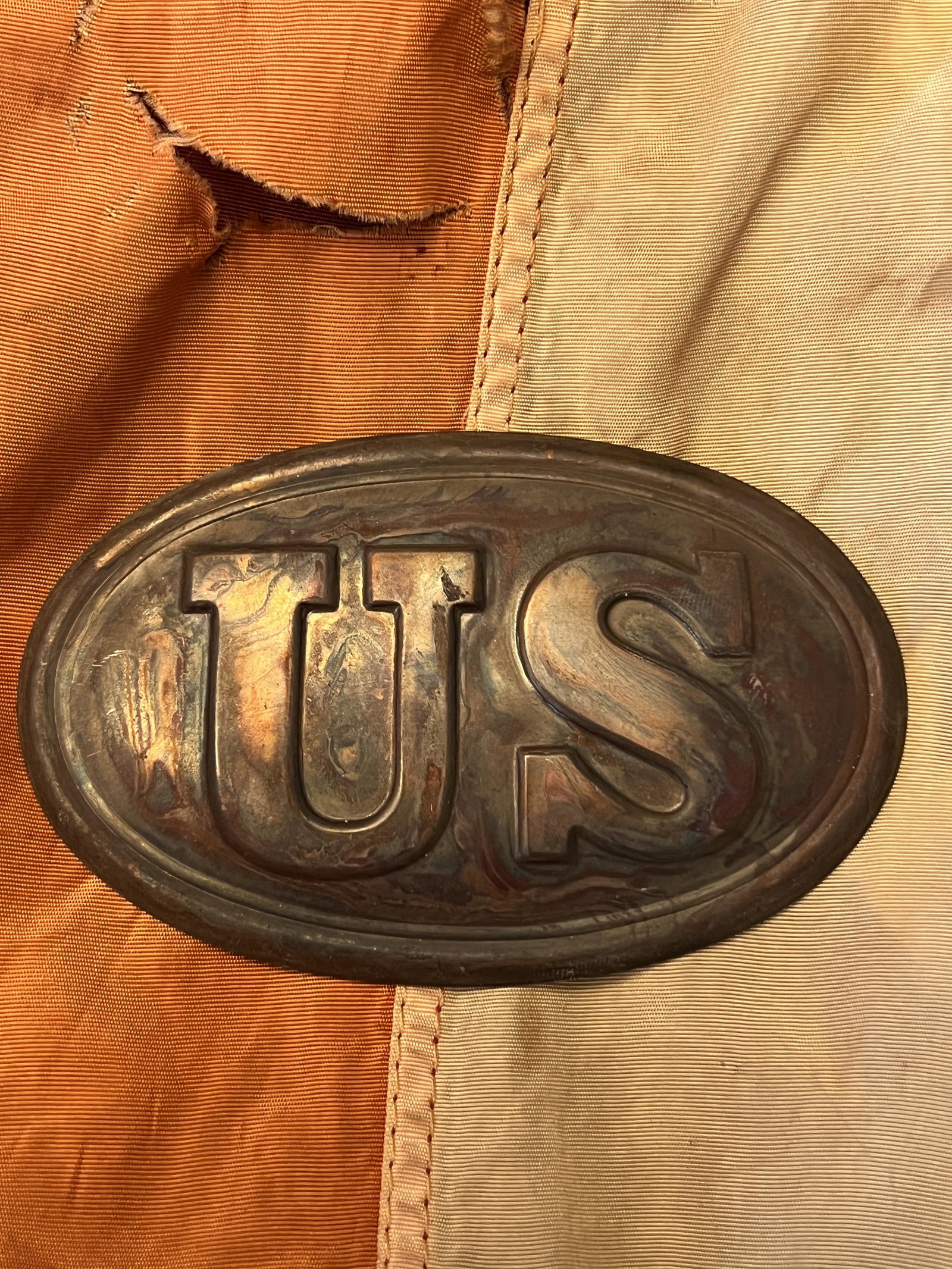 RARE CIVIL WAR U.S. BELT BUCKLE: RARE CIVIL WAR CSA CONFEDERATE BELT BUCKLE. IN GOOD OVERALL SHAPE AND CONDITION. HAS A NICE PATINA THROUGHTOUT. A GREAT ADDITION TO YOUR COLLECTION.