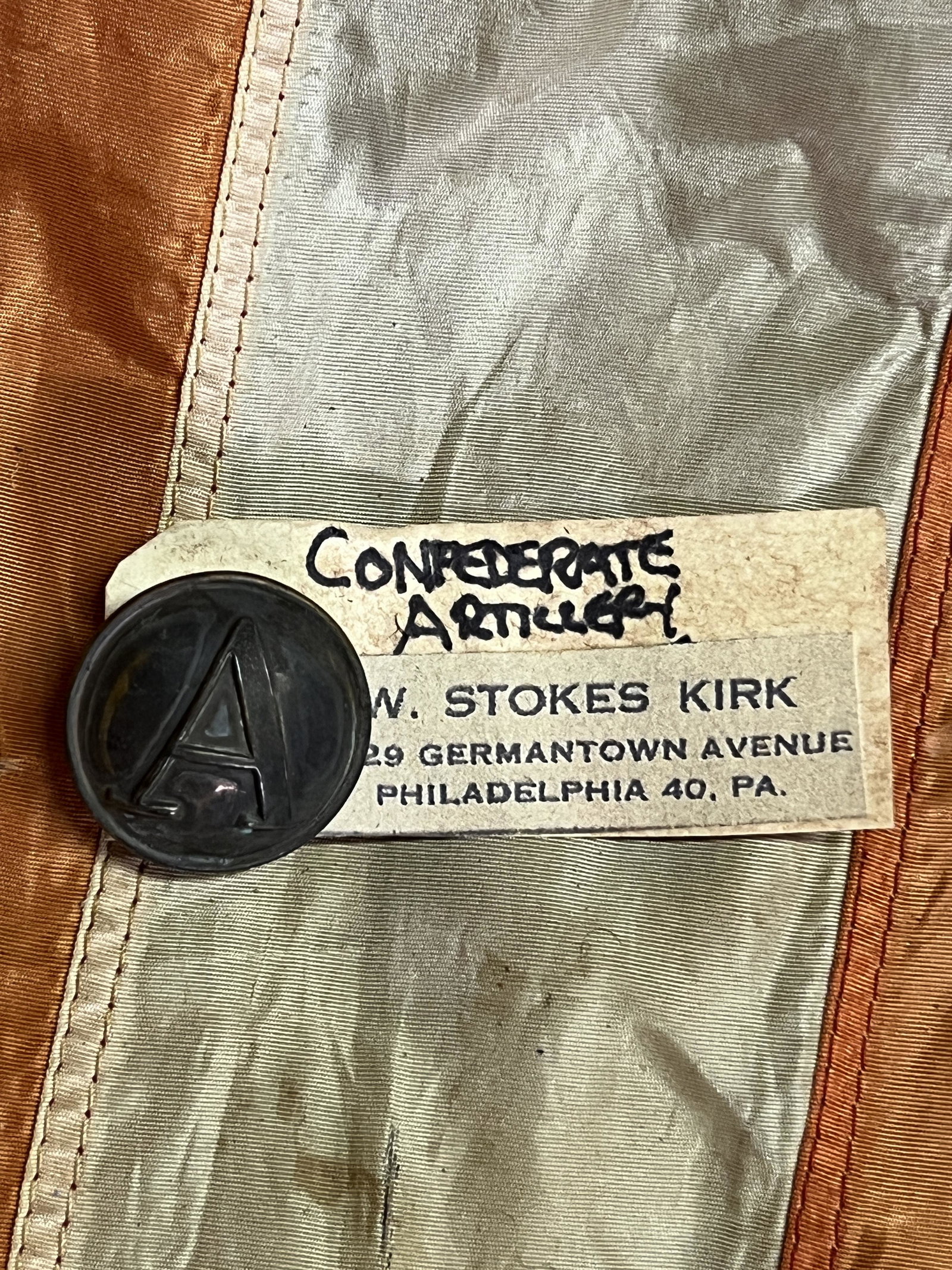 W. STOKES KIRK CIVIL WAR CONFEDERATE ARTILLERY BUTTON: W. STOKES KIRK CIVIL WAR CONFEDERATE ARTILLERY BUTTON. A RARE FIND. IT IS IN MINT OVERALL SHAPE AND CONDITION WITH A BEAUTIFUL OVERALL PATINA. HAS A GREAT LOOK TO IT WITH AN EXCELLENT OVERALL EYE APPE
