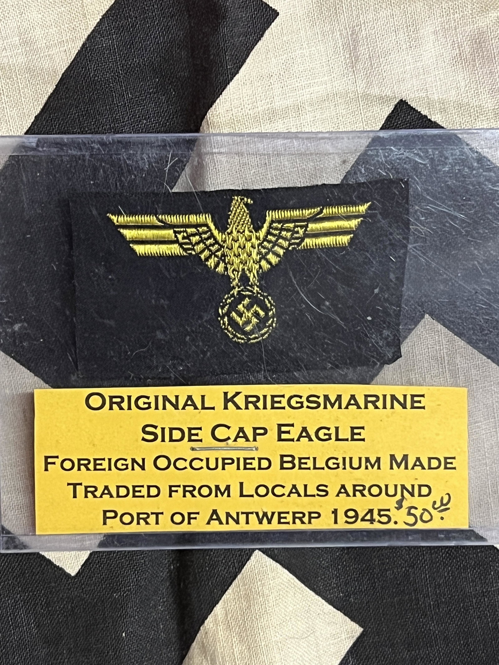 WW2 ERMAN KRIEGSMARINE SIDE CAP EAGLE: WW2 ERMAN KRIEGSMARINE SIDE CAP EAGLE. FOREIGN OCCUPIED BELGIUM MADE TRADED FROM LOCALS AROUND PORT OF ANTWERP 1945. PLEASE VIEW ALL DETAILED PICTURES. A GREAT FIND AND AN EXCELLENT ADDITION TO YOUR C