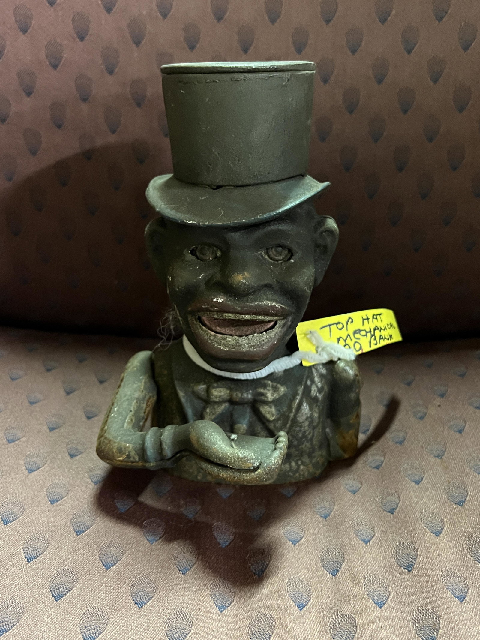 ANTIQUE BLACK AMERICANA TOP HAT MECHANICAL BANK: ANTIQUE BLACK AMERICANA TOP HAT MECHANICAL BANK. A RARE FIND. SHOWS GOOD WEAR AND USE. HAS A BEAUTIFUL PATINA THROUGHOUT. PLEASE VIEW ALL DETAILED PICTURES. A GREAT ADDITION TO YOUR HISTORY COLLECTION