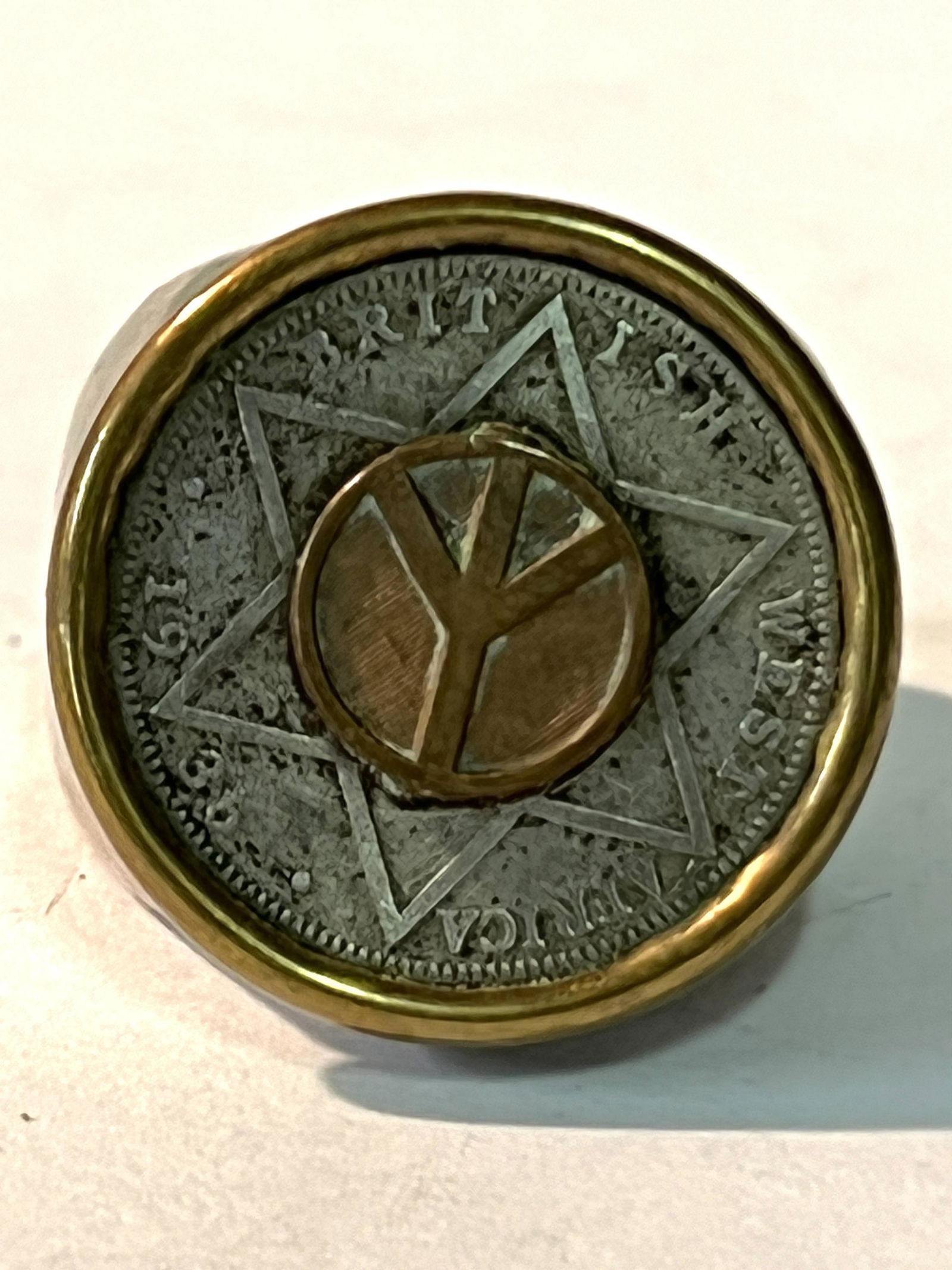 VINTAGE PEACE RING SZ 8 (1 of 3)