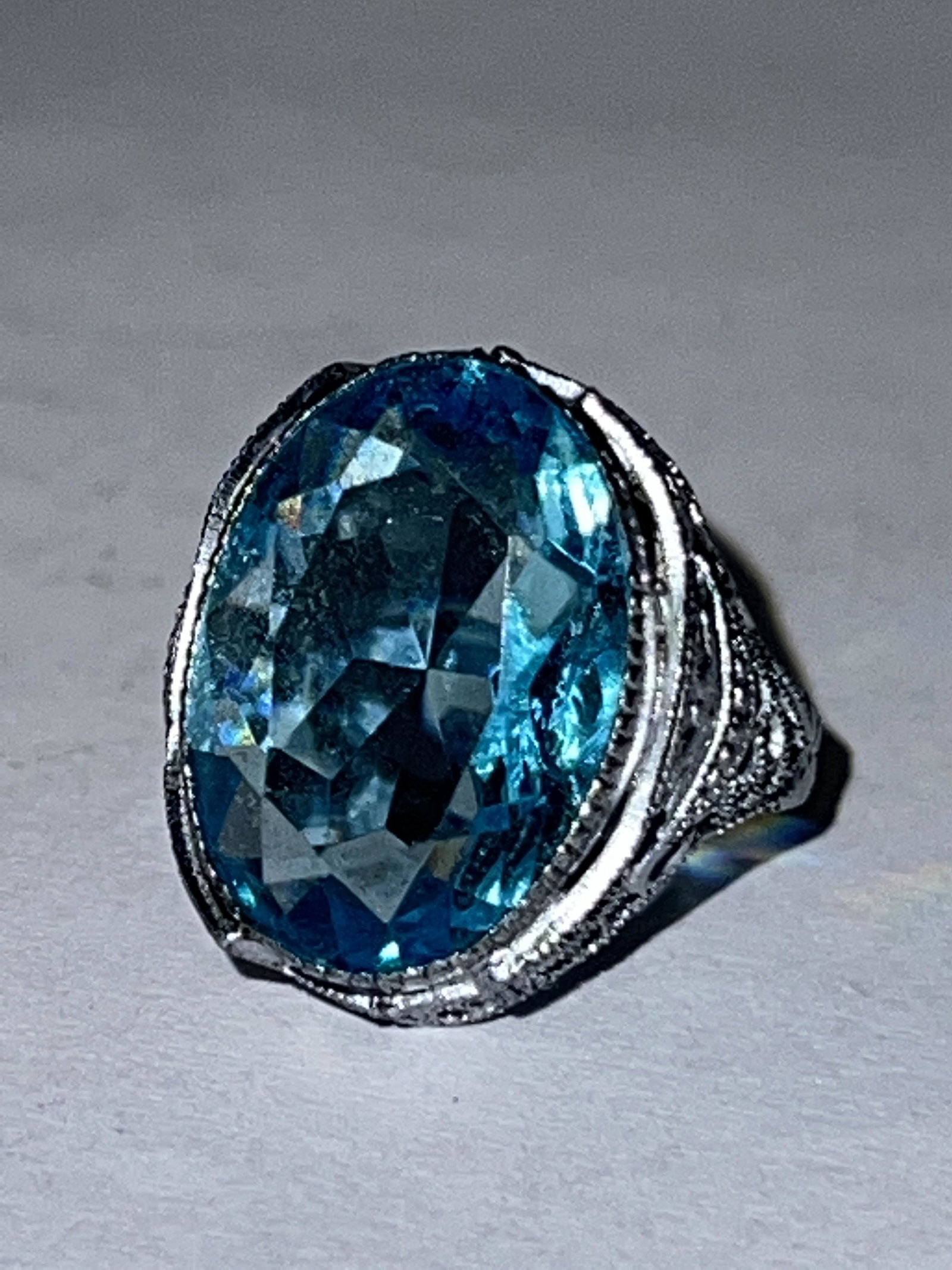 STERLING SILVER 8 CT BLUE TOPAZ FILIGREE ART DECO RING SZ 6 (1 of 3)