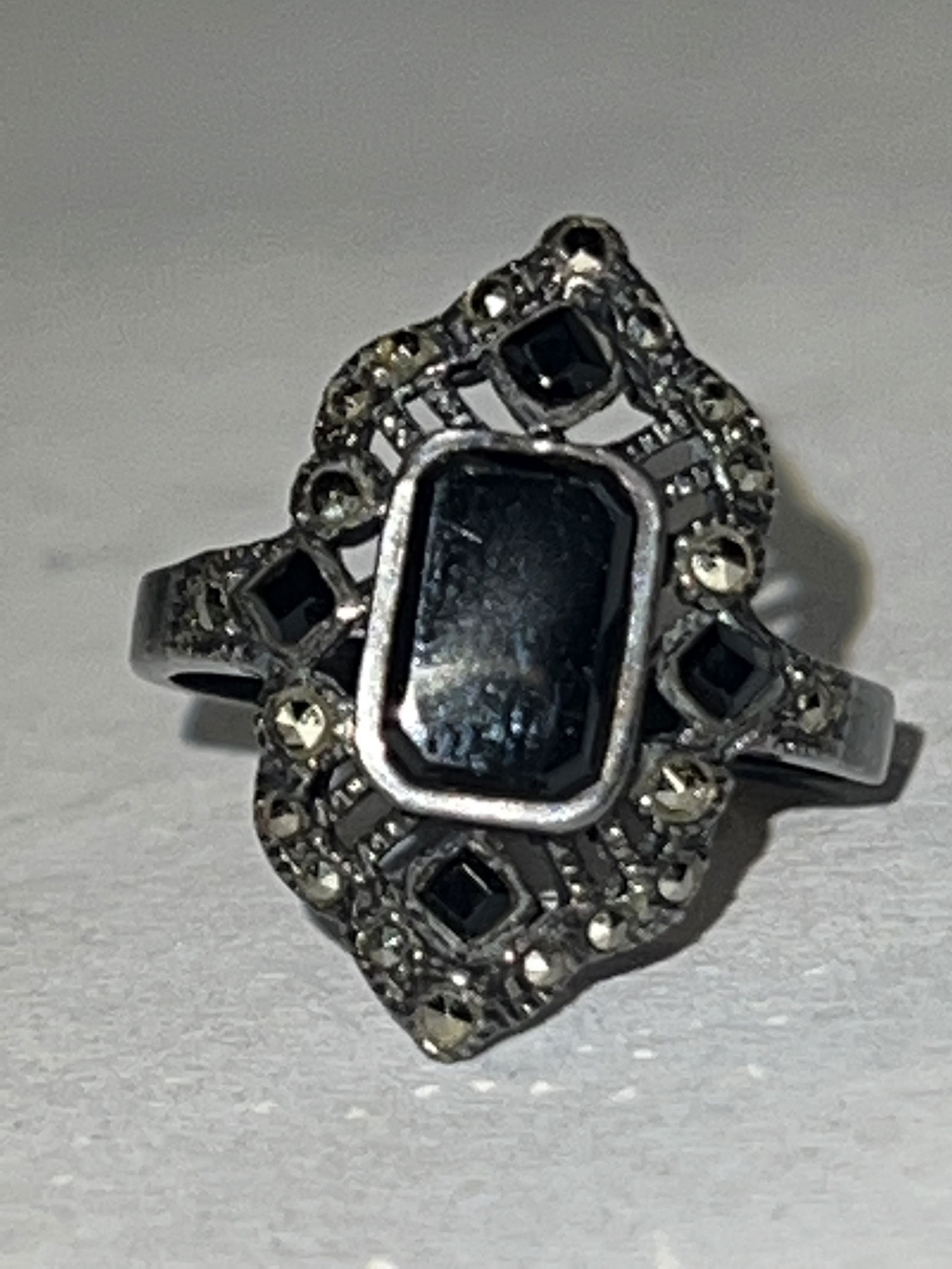 ART DECO STERLING SILVER ONYX FILIGREE RING SZ 7 (1 of 3)