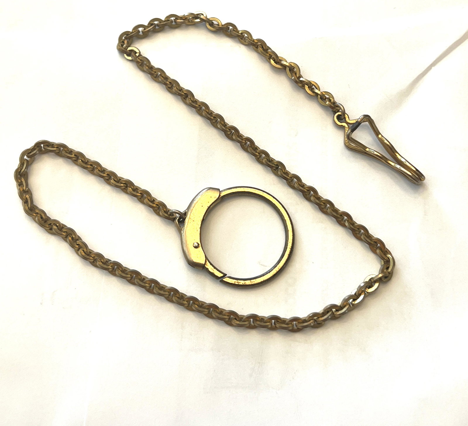 ESTATE MENS VICTORIAN GOLD FILLED POCKET WATCH CHAIN: ESTATE MENS VICTORIAN GOLD FILLED POCKET WATCH CHAIN. IT IS IN MINT OVERALL SHAPE AND CONDITION WITH A BEAUTIFUL OVERALL LOOK AND EXCELLENT EYE APPEAL. A GREAT FIND AND AN EXCELLENT ADDITION TO YOUR C