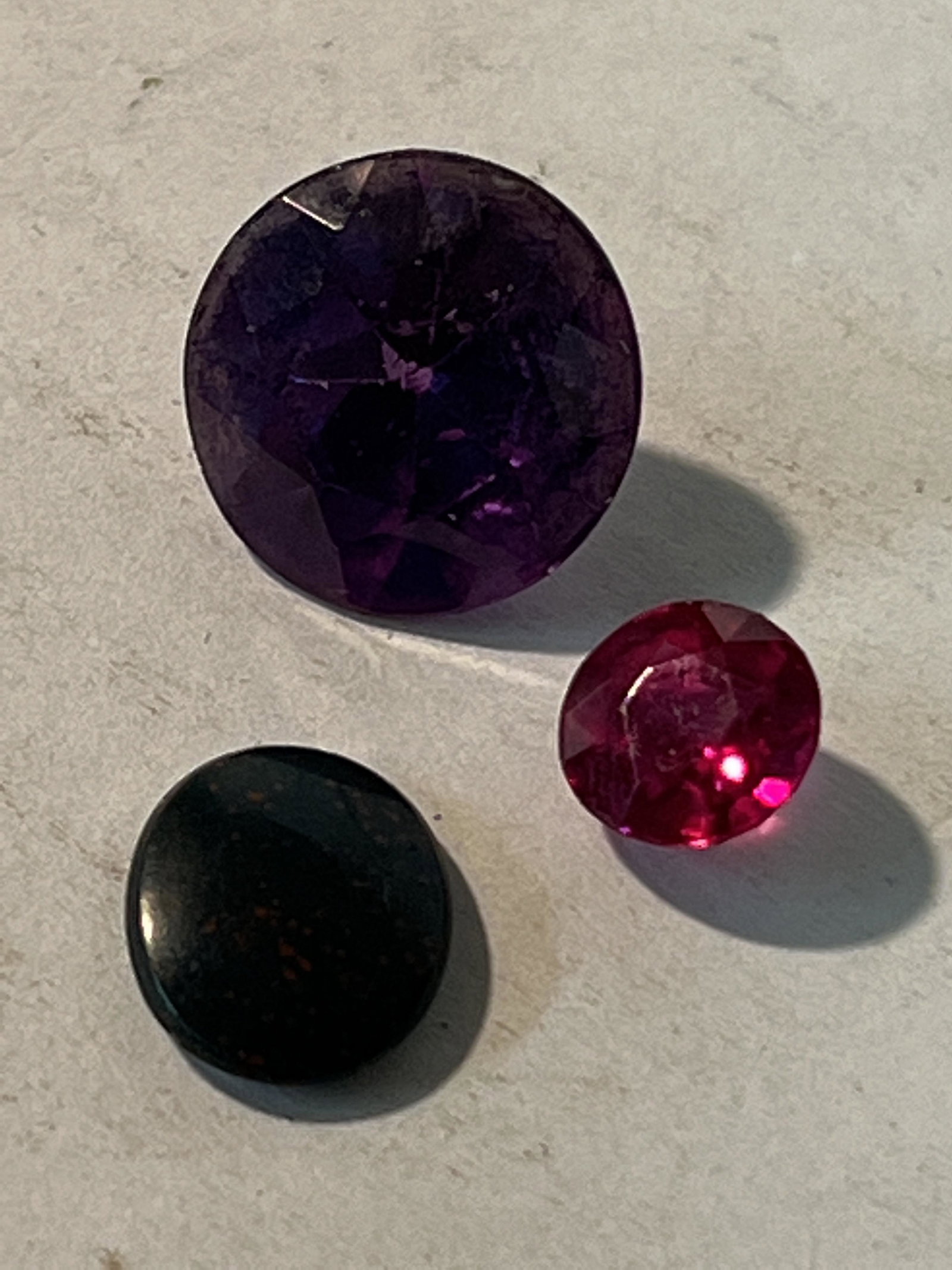 COLLECTION LOT OF ASSORTED GEMSTONES - SOLD AS A LOT (1 of 3)