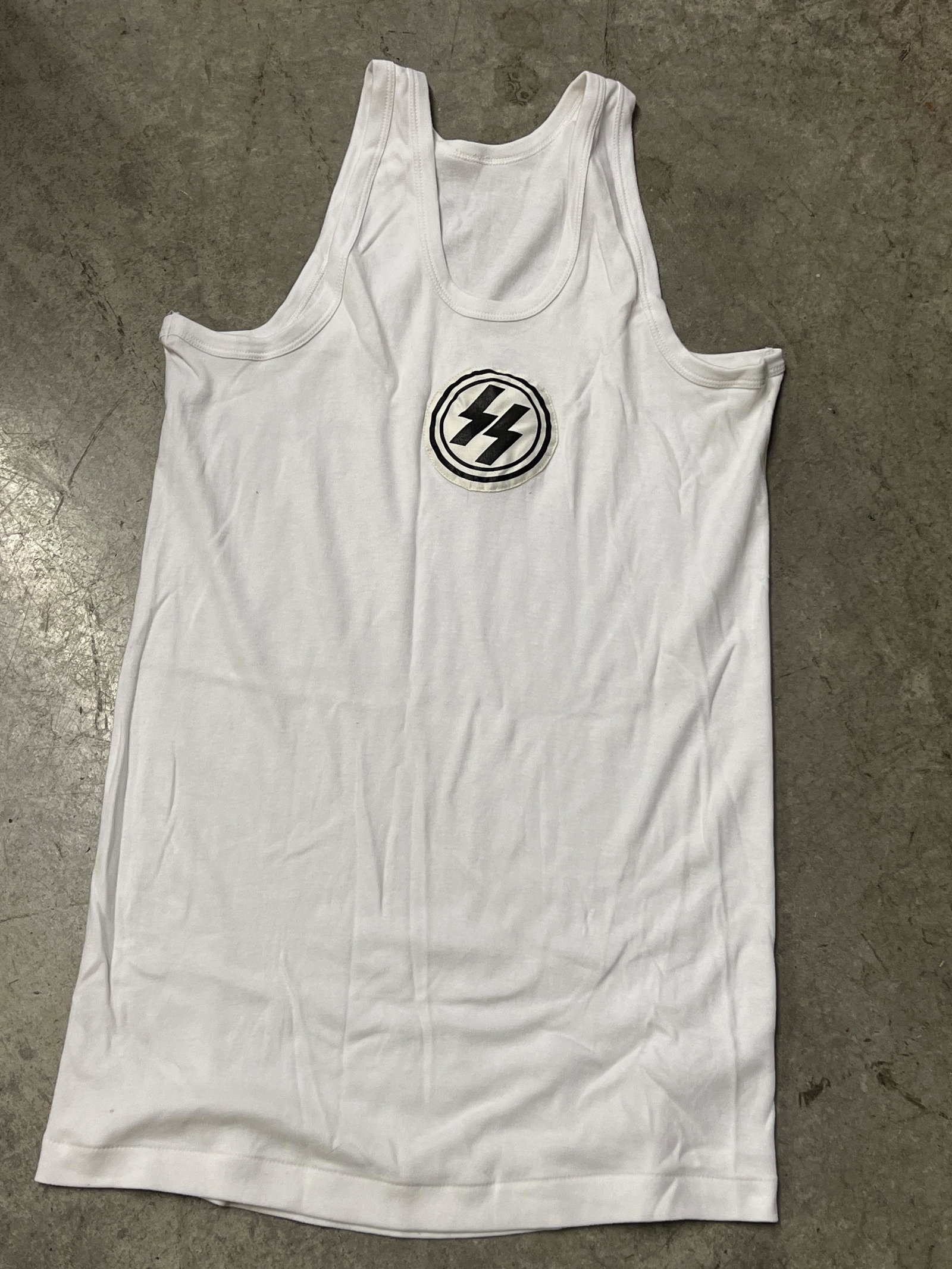 WW2 GERMAN WAFFEN SS NAZI OFFICER SPORTS TANK TOP: WW2 GERMAN WAFFEN SS NAZI OFFICER SPORTS TANK TOP. A RARE FIND. IT IS IN MINT OVERALL SHAPE AND CONDITION WITH A BEAUTIFUL OVERALL PATINA. PLEASE VIEW ALL DETAILED PICTURES. A GREAT FIND AND AN EXCELL