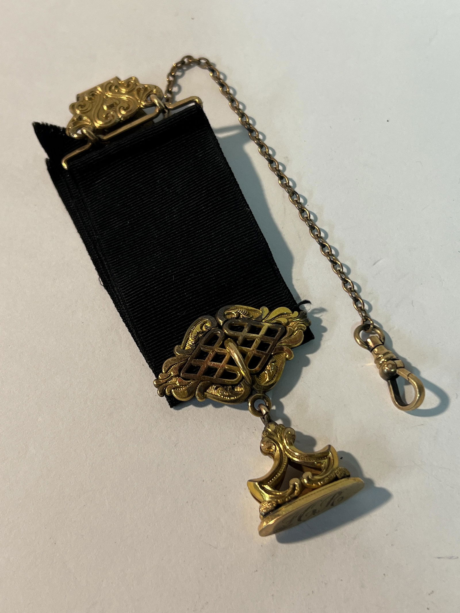 ANTIQUE VICTORIAN GOLD FILLED POCKET WATCH CHAIN FOB (1 of 4)