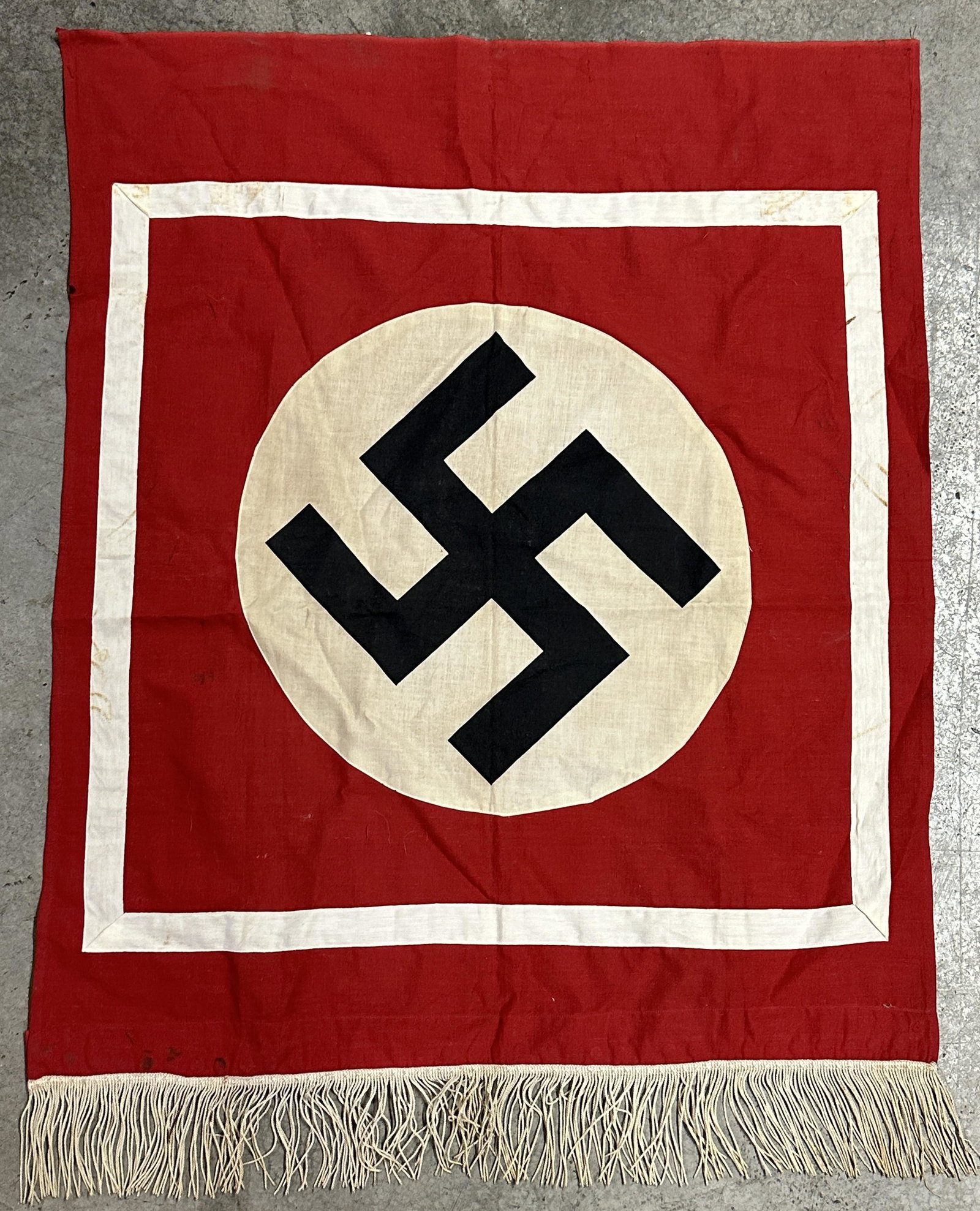 VET BRING BACK WW2 GERMAN HITLER YOUTH FLAG: VET BRING BACK WW2 GERMAN HITLER YOUTH FLAG. A RARE FIND. IT IS IN GOOD SHAPE AND OVERALL CONDITION WITH A NICE PATINA THROUGHOUT. PLEASE VIEW ALL DETAILED PICTURES. A WELL MADE ANTIQUE GERMAN ARTIFAC
