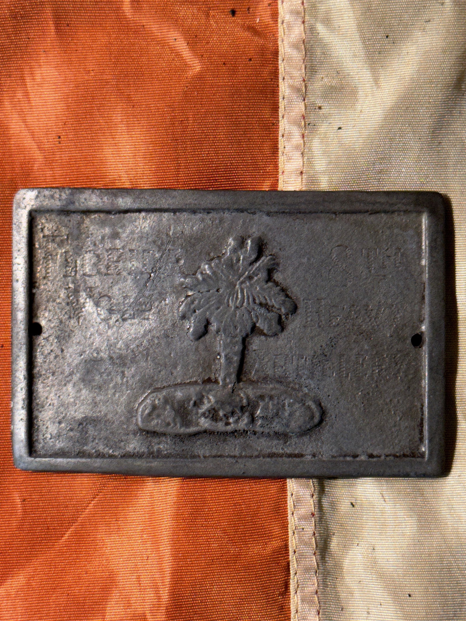 RARE CIVIL WAR FLORIDA CONFEDERATE 8TH HEAVY ARTILLERY PLATE: RARE CIVIL WAR FLORIDA CONFEDERATE 8TH HEAVY ARTILLERY PLATE. MARKED CSA 1862. A RARE FIND. IT IS IN MINT OVERALL SHAPE AND CONDITION WITH A BEAUTIFUL OVERALL PATINA. COMES FROM A COLLECTION. A GREAT 