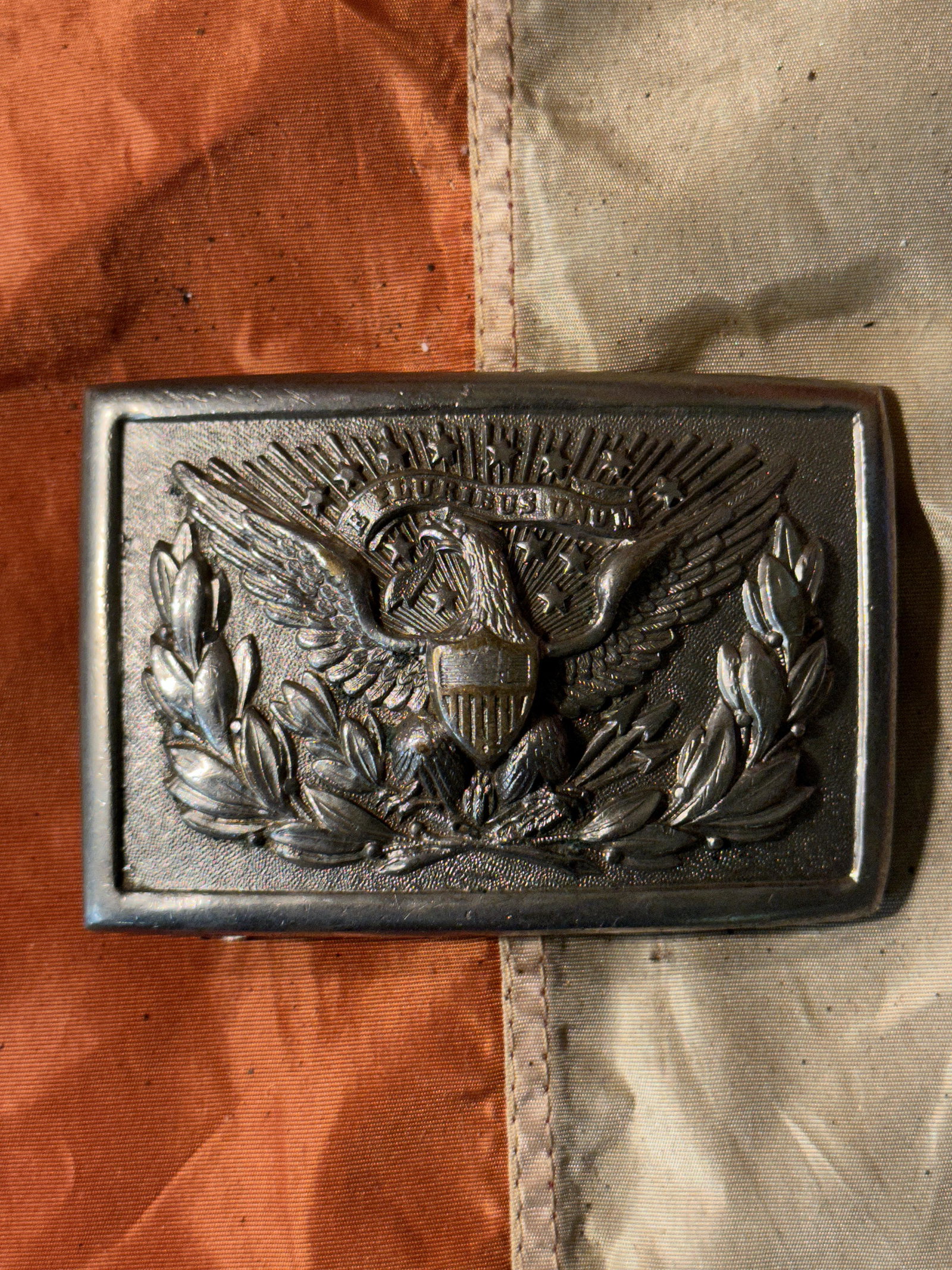 M1858 CIVIL WAR TYPE OFFICER BELT BUCKLE - MAKER MARKED: M1858 CIVIL WAR TYPE OFFICER BELT BUCKLE - MAKER MARKED. IT IS IN MINT OVERALL SHAPE AND CONDITION WITH A BEAUTIFUL OVERALL PATINA. A GREAT FIND AND AN EXCELLENT ADDITION TO YOUR COLLECTION.