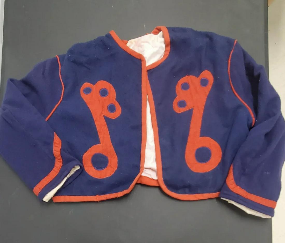 RARE CIVIL WAR ZOUAVES NY SOLDIER UNIFORM COAT JACKET: RARE CIVIL WAR ZOUAVES NY SOLDIER UNIFORM COAT JACKET. A VERY RARE FIND. IT IS IN MINT OVERALL SHAPE AND CONDITION WITH A BEAUTIFUL OVERALL PATINA. HAS A GREAT LOOK TO IT WITH AN EXCELLENT OVERALL EYE