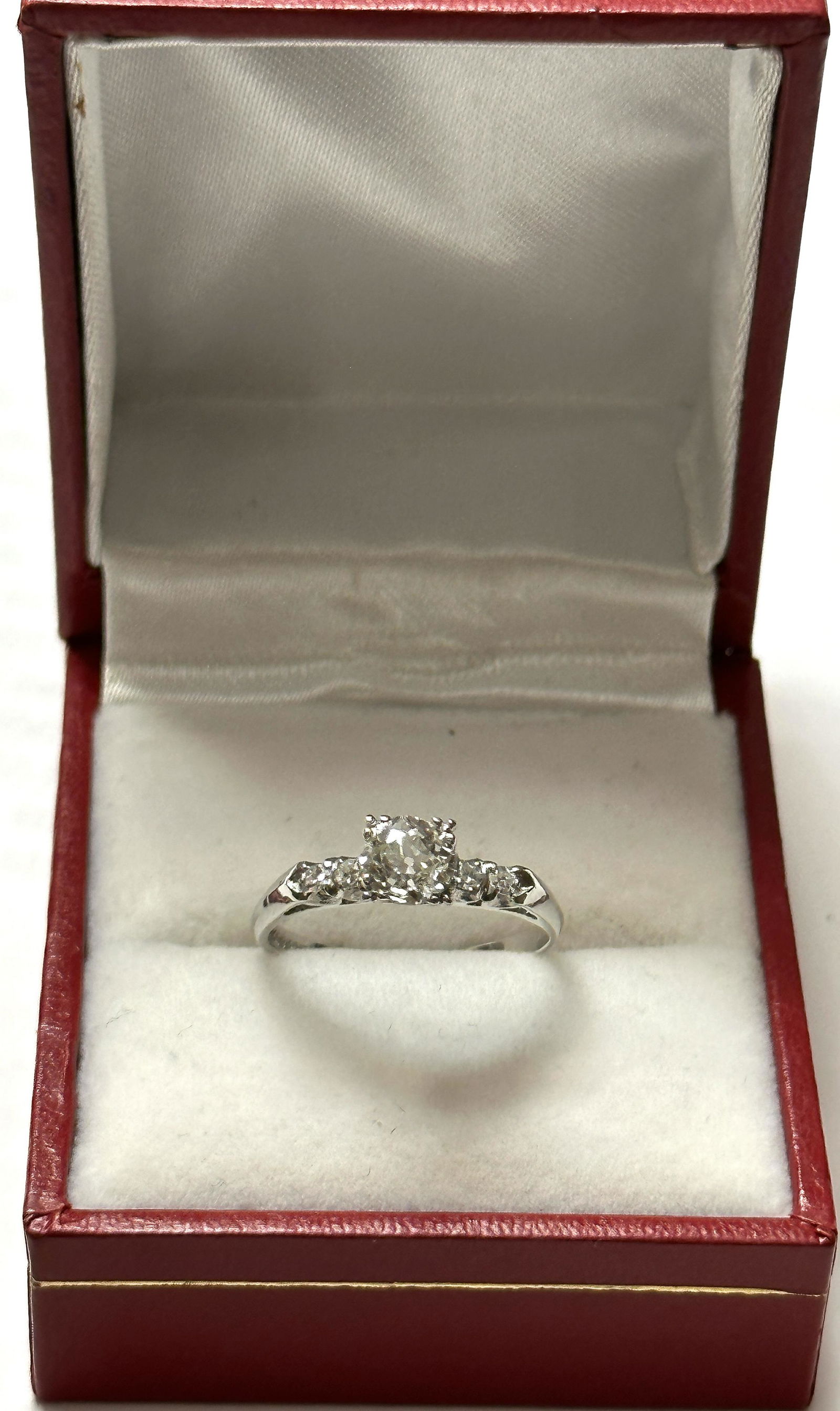 PLATINUM ART DECO 0.65 TCW VS,G-H DIAMOND WEDDING RING SZ 6.5 (1 of 4)