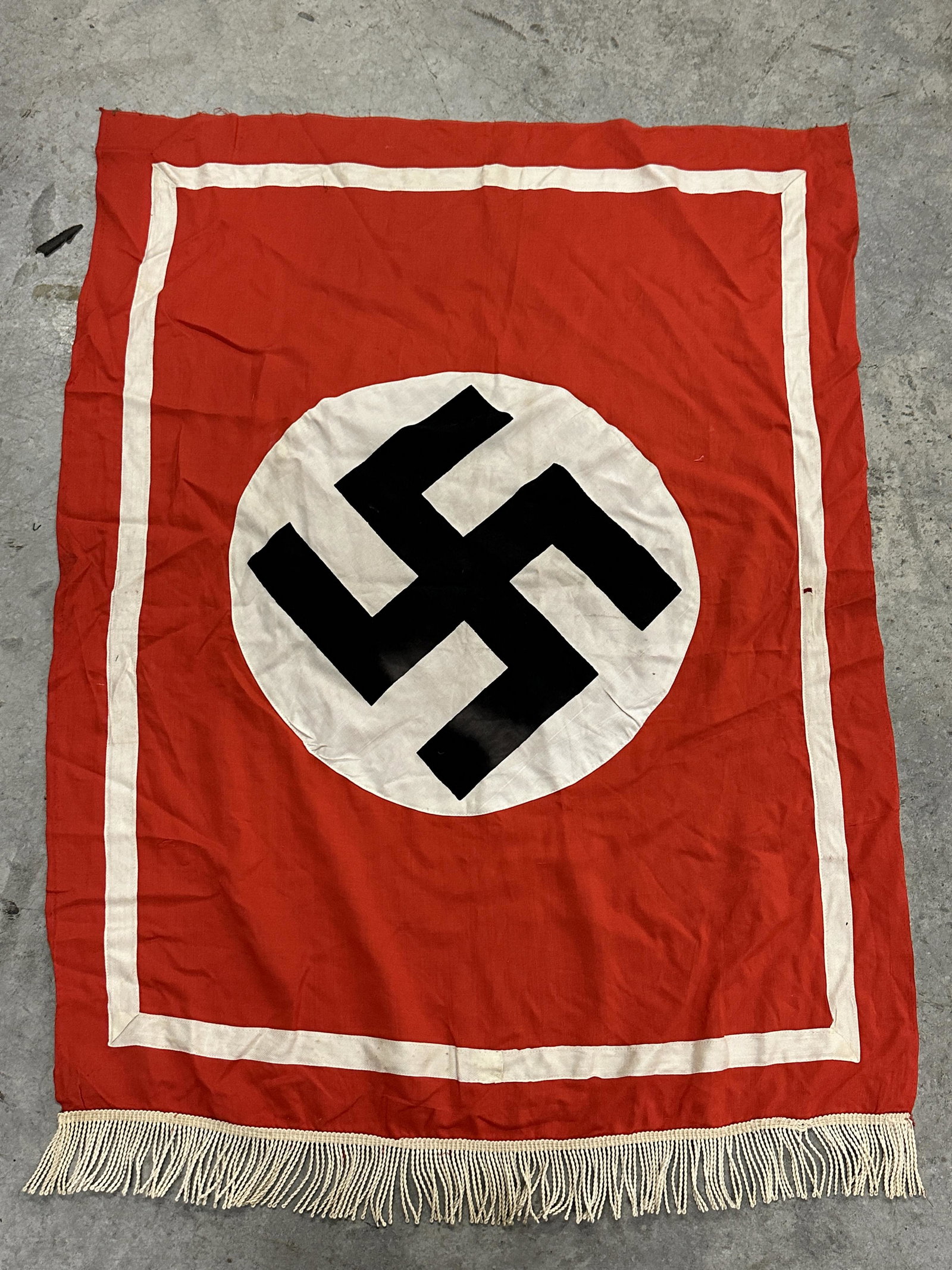 RARE WW2 GERMAN HITLER YOUTH FLAG WITH BULLION: RARE WW2 GERMAN HITLER YOUTH FLAG WITH BULLION