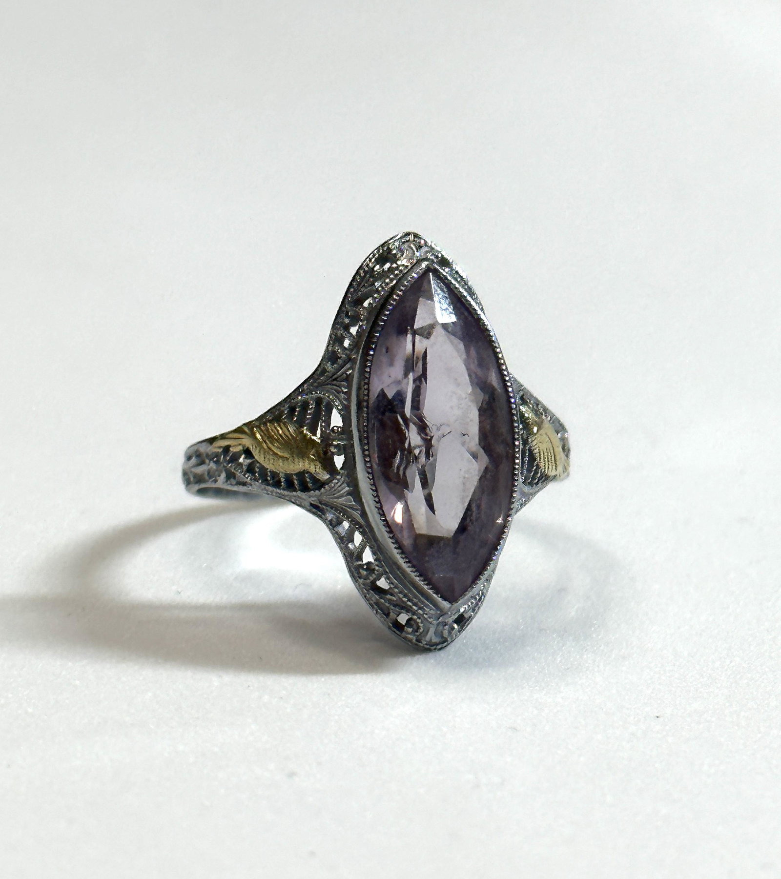 ART DECO 10K GOLD 4 CT AMETHYST FILIGREE RING SZ 6 (1 of 3)
