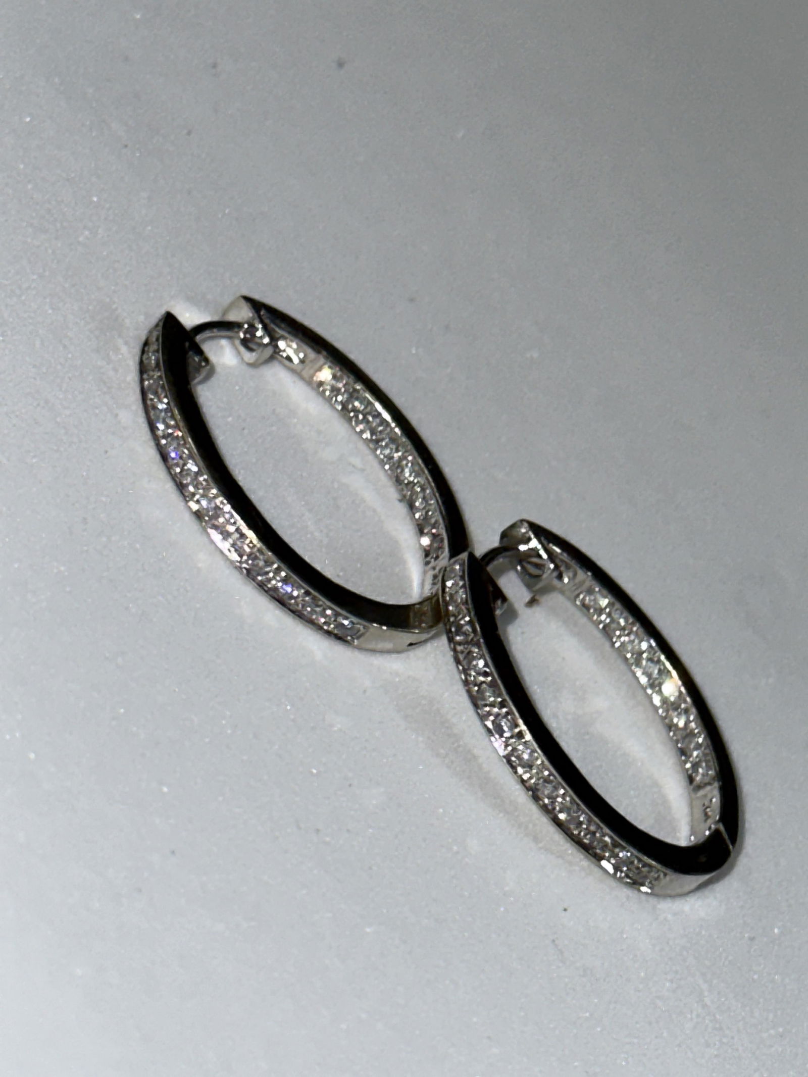 14K WHITE GOLD 1.0 TCW SI,H DIAMONDS DOUBLE SIDED HOOP EARRINGS (1 of 6)