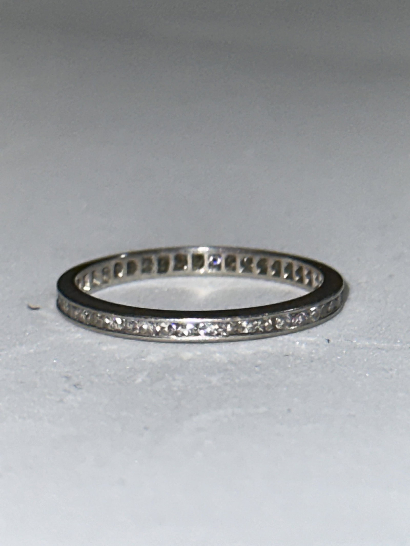 ESTATE 14K GOLD 1/2 TCW SI,H DIAMONDS ETERNITY BAND RING SZ 6.5 (1 of 6)