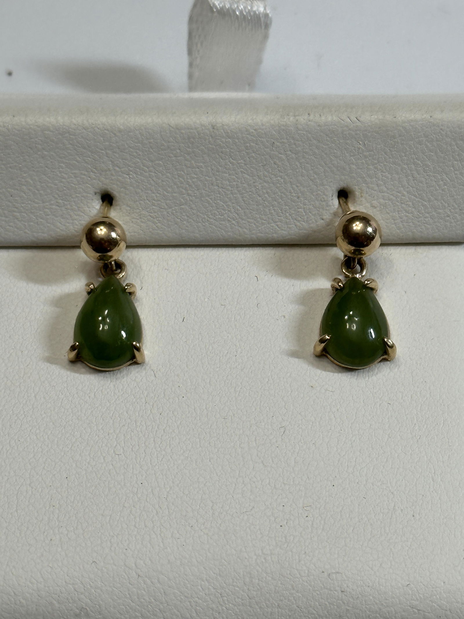 14K YELLOW GOLD 3 CT JADE COCKTAIL DANGLE EARRINGS (1 of 4)