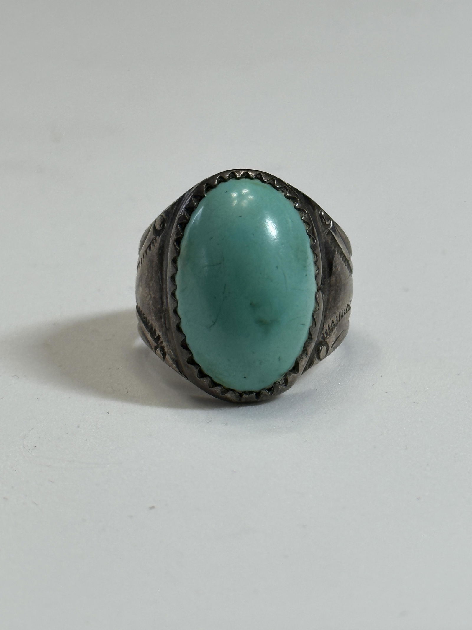 MENS NATIVE AMERICAN STERLING SILVER TURQUOISE RING SZ 8 (1 of 3)