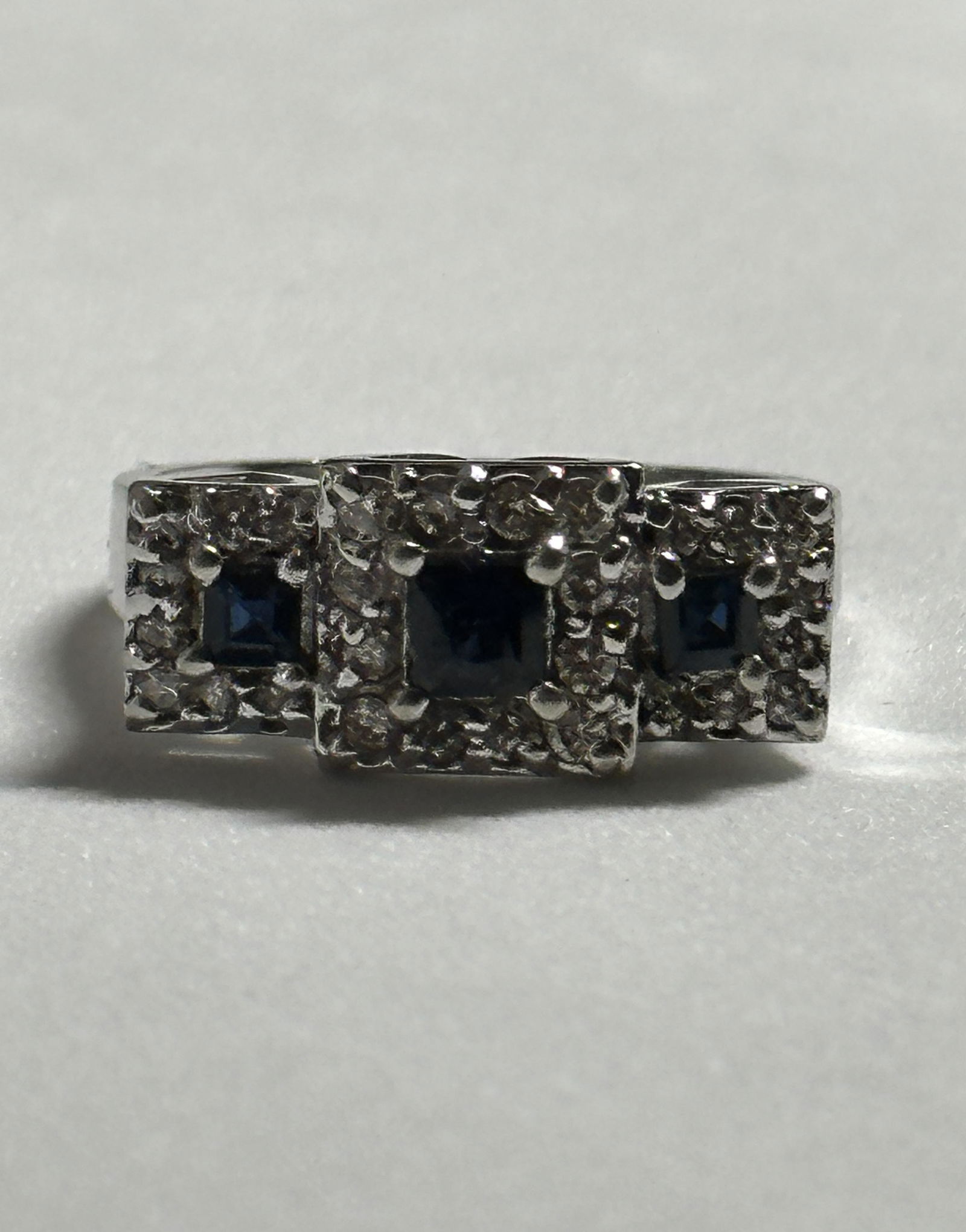 ART DECO 14K WHITE GOLD DIAMOND AND SAPPHIRES FILIGREE RING SZ 6 (1 of 3)