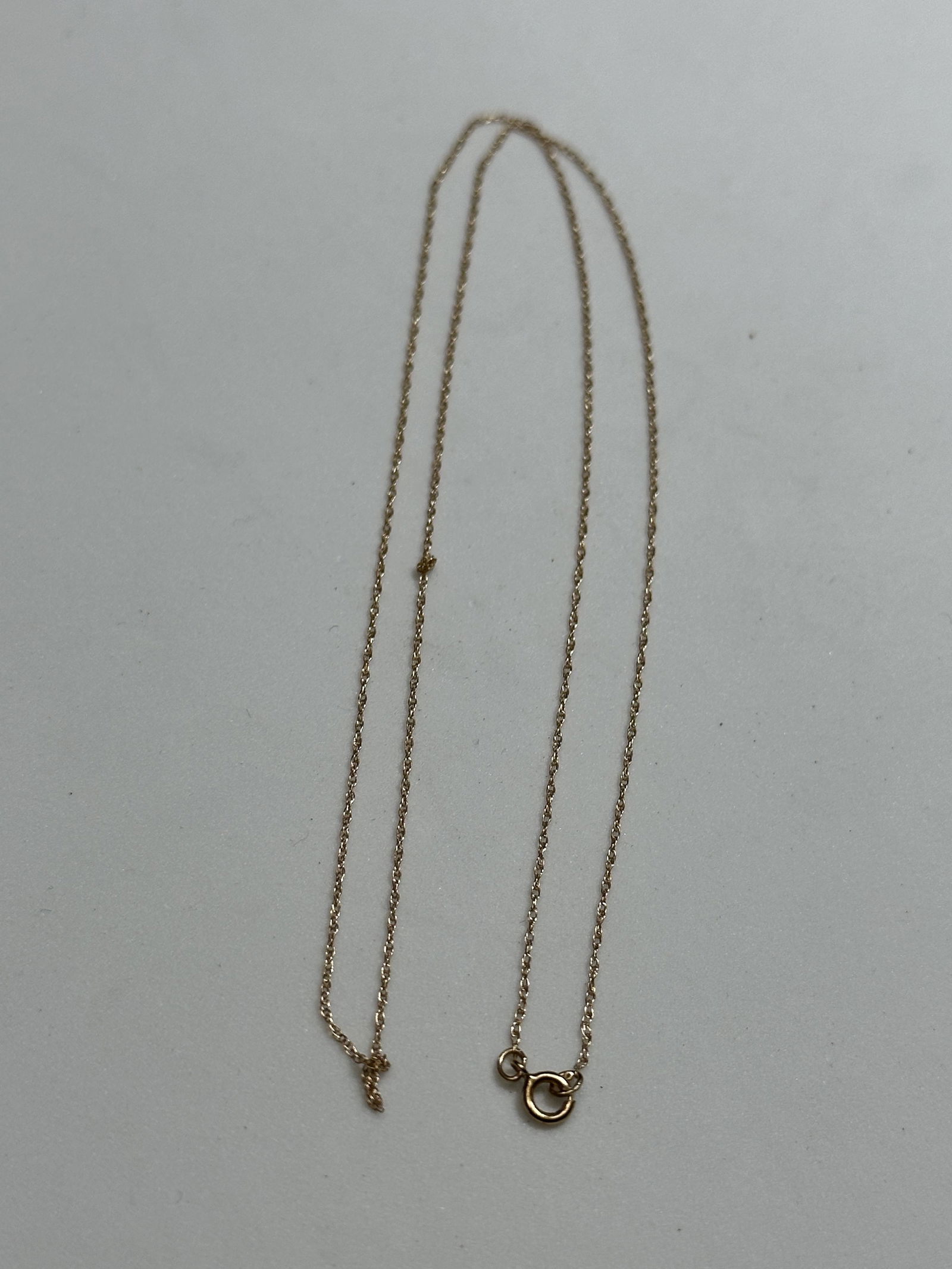 ESTATE 10K GOLD LADIES NECKLACE CHAIN (1 of 3)
