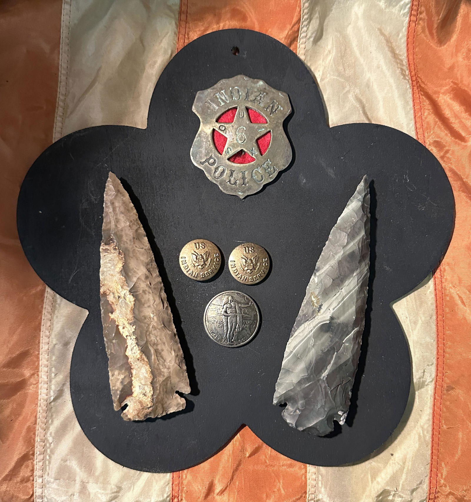 ANTIQUE FRAMED COLLECTION GROUPING OF NATIVE AMERICAN RELICS: ANTIQUE FRAMED COLLECTION GROUPING OF NATIVE AMERICAN RELICS. IT IS IN MINT OVERALL SHAPE AND CONDITION WITH A BEAUTIFUL OVERALL PATINA. HAS A GREAT LOOK TO IT WITH AN EXCELLENT OVERALL EYE APPEAL. PL