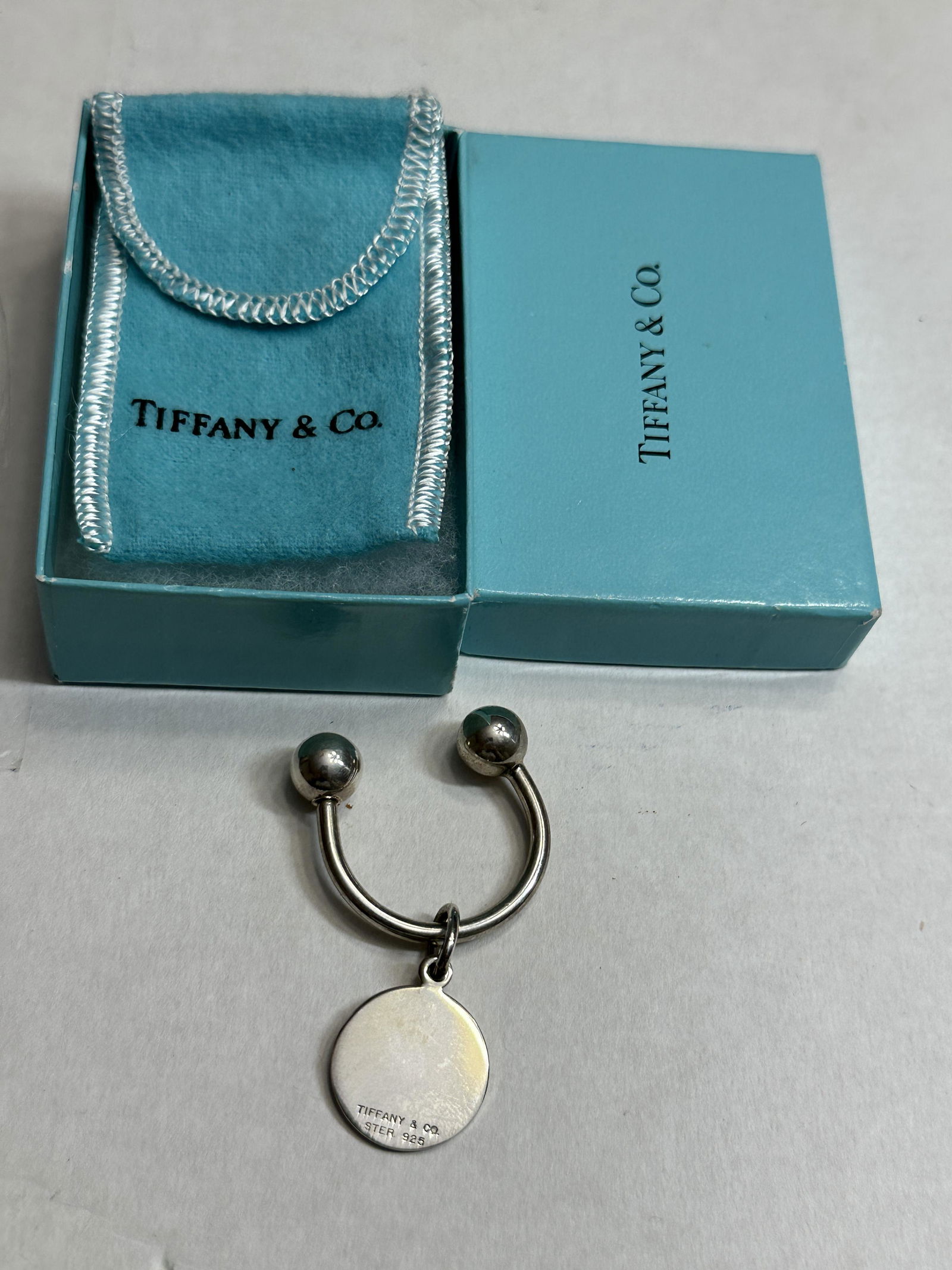 TIFFANY & CO. STERLING SILVER KEYCHAIN IN ORIG. BOX W/SLEEVE (1 of 4)