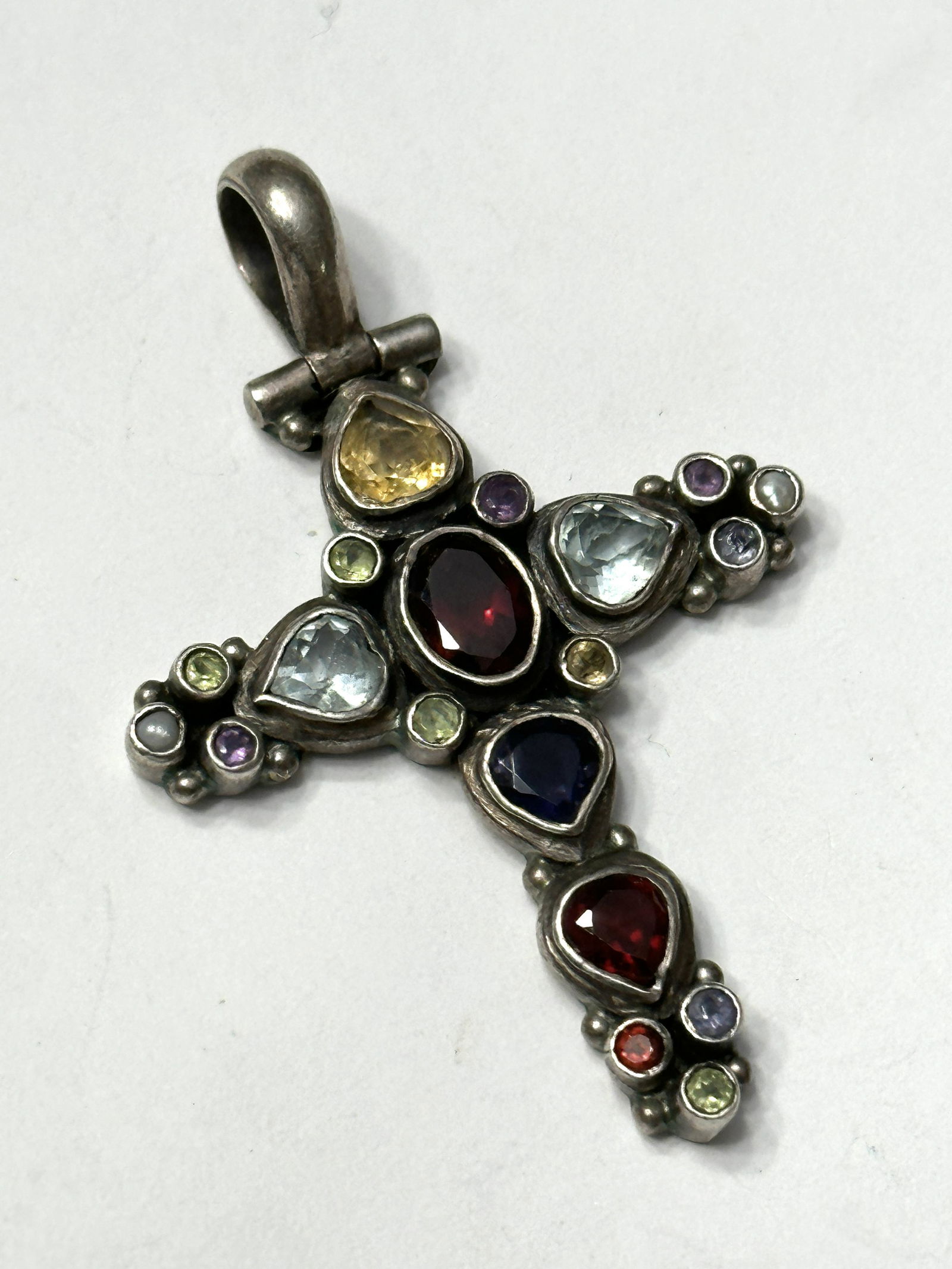 VINTAGE STERLING SILVER MULTI-GEMSTONE CROSS PENDANT (1 of 4)