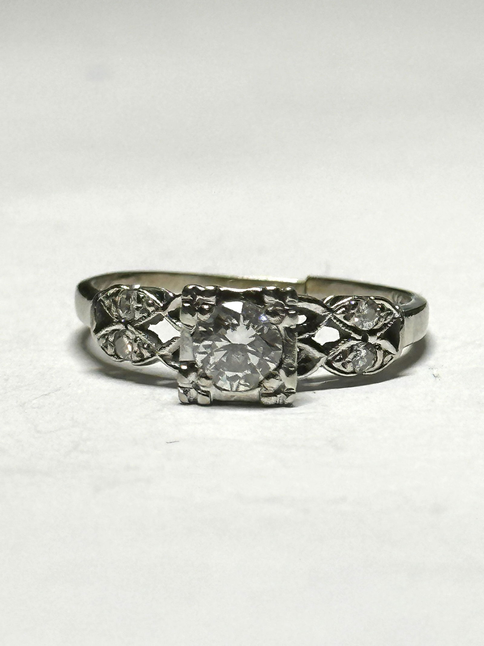ART DECO 14K WHITE GOLD 0.50 VS1, G DIAMOND FILIGREE RING SZ 7 (1 of 3)