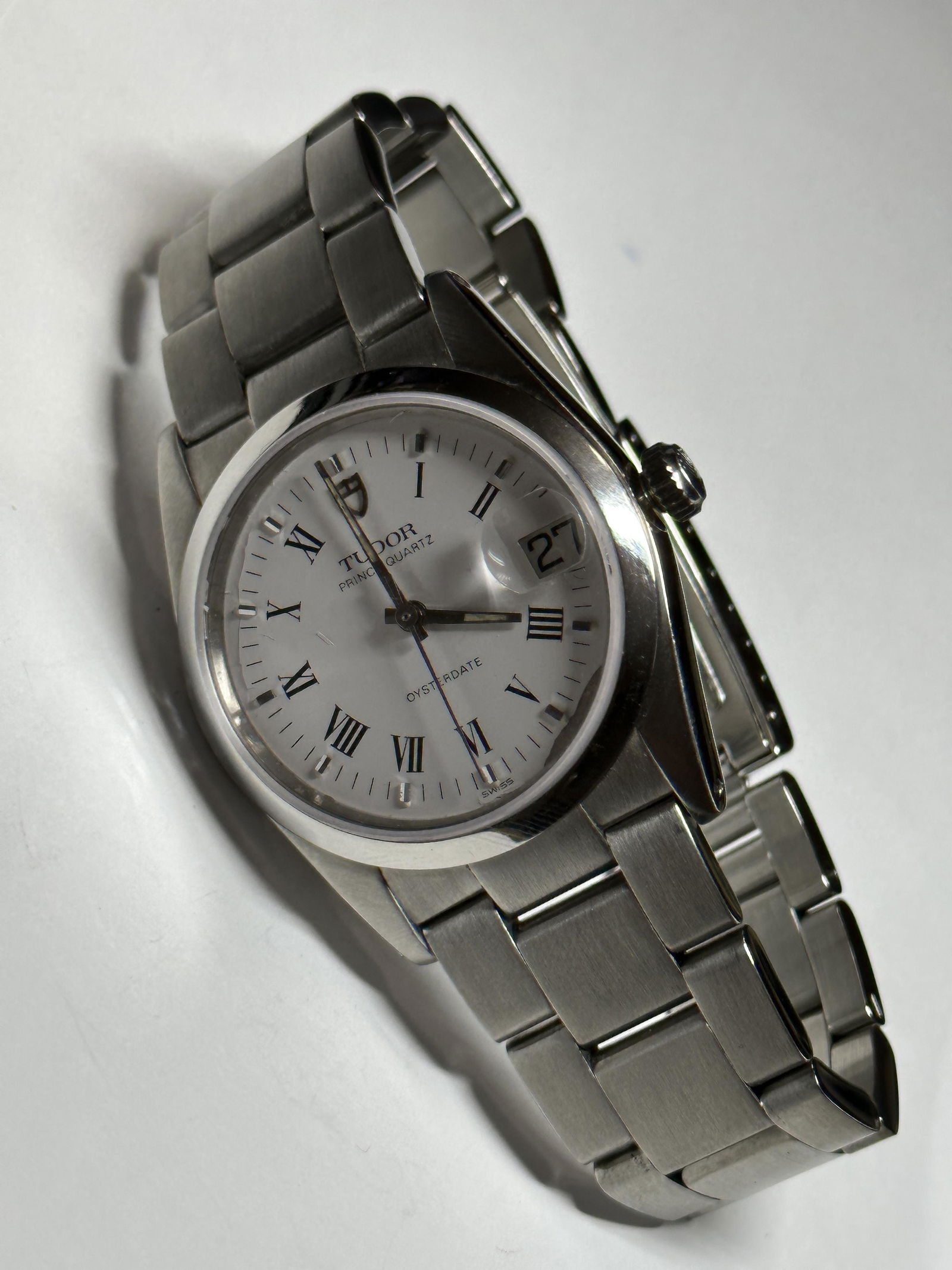 TUDOR PRINCE-QUARTZ OYSTERDATE MENS WRISTWATCH (1 of 7)