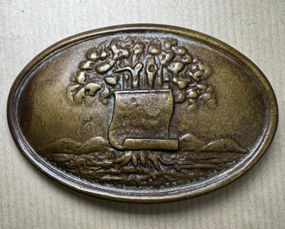 RARE CIVIL WAR CONFEDERATE ALABAMA BELT BUCKLE DATED 1862: RARE CIVIL WAR CONFEDERATE ALABAMA BELT BUCKLE DATED 1862. A SCARCE FIND. IT IS IN MINT OVERALL SHAPE AND CONDITION WITH A BEAUTIFUL OVERALL PATINA. SHOWS GOOD WEAR AND USE. HAS A GREAT LOOK TO IT WIT