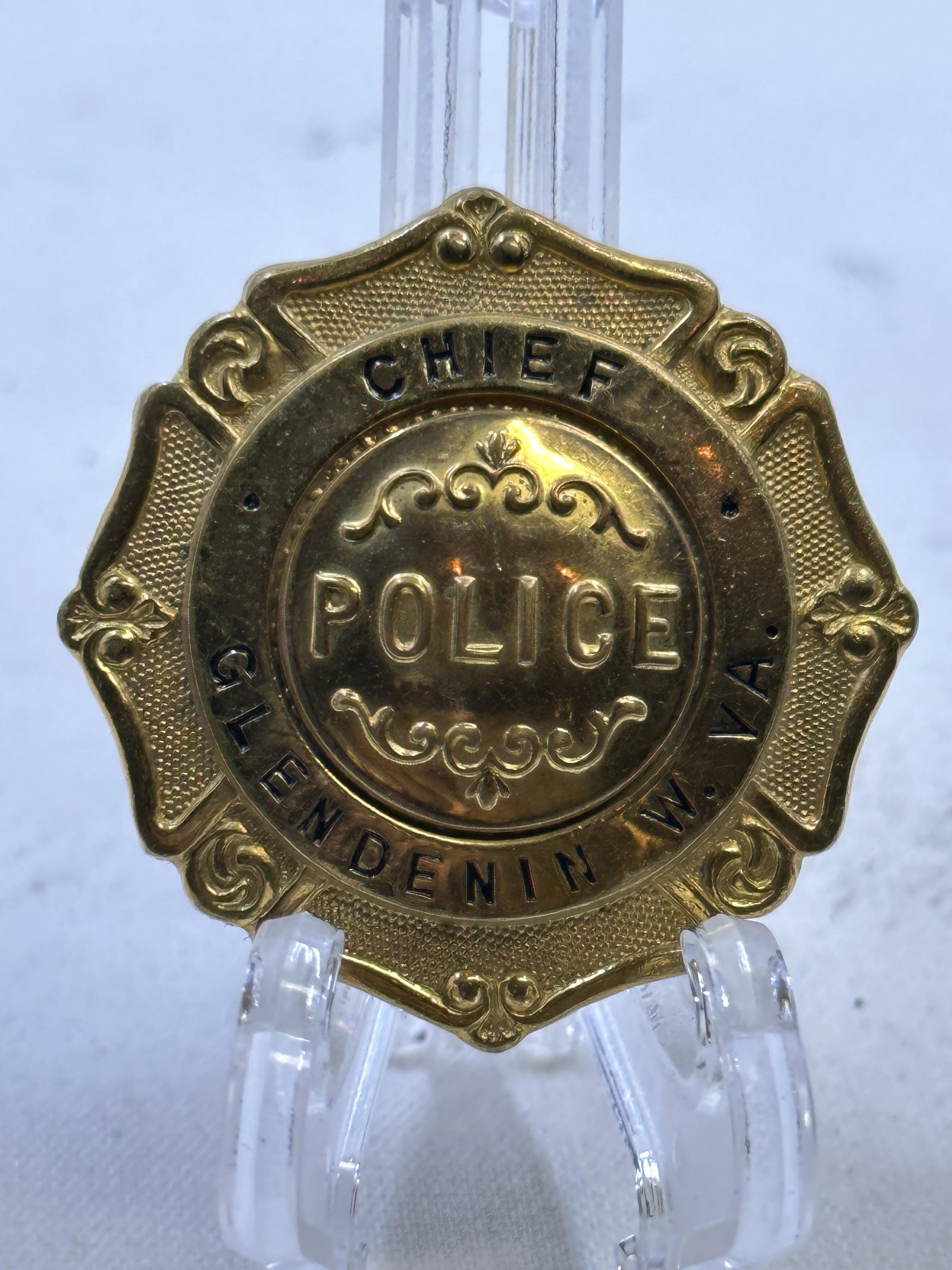 VINTAGE POLICE CHIEF GLENDENIN W. VA. BADGE: VINTAGE POLICE CHIEF GLENDENIN W. VA. BADGE