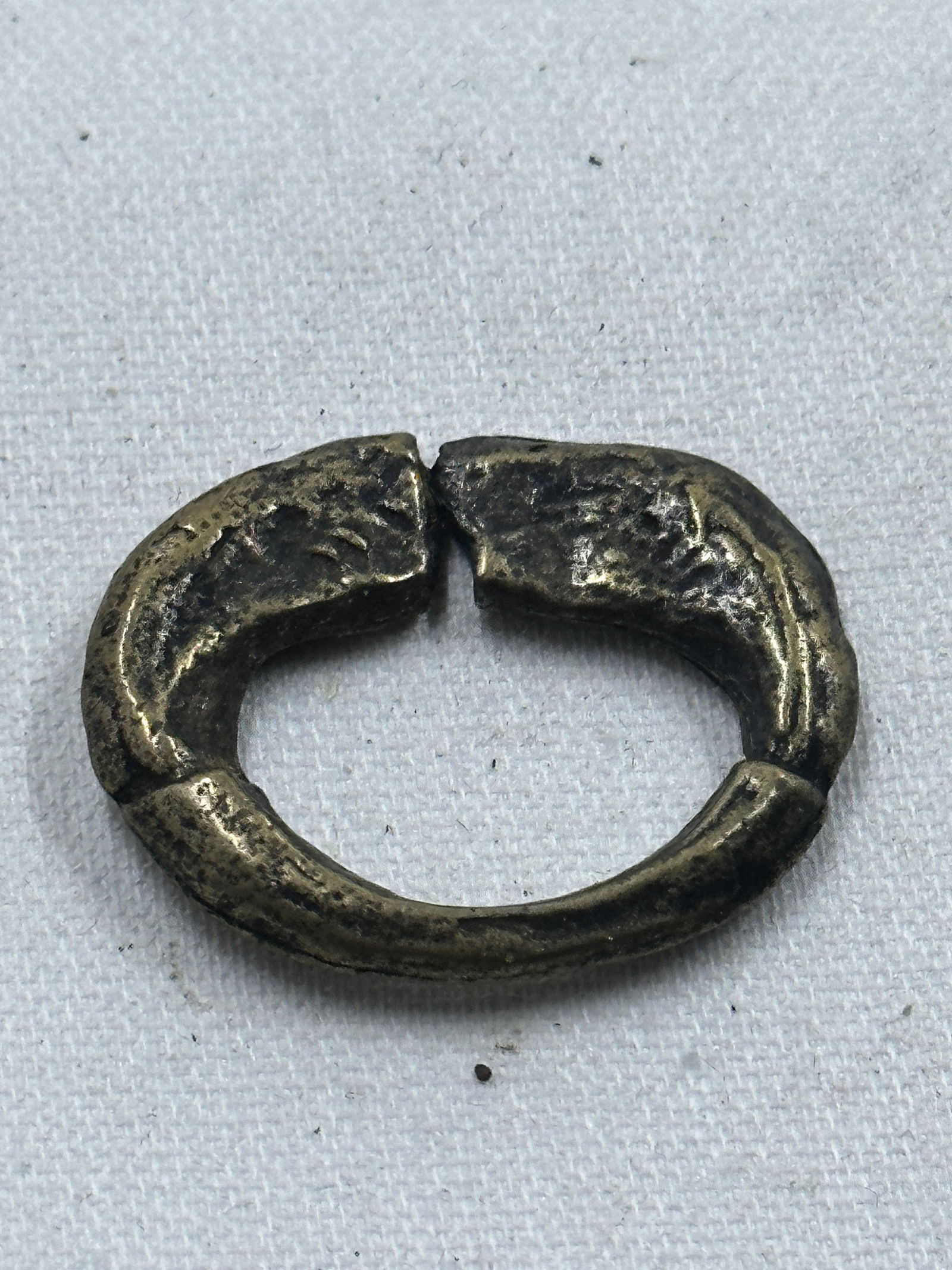 1000 B.C. ANCIENT RING MONEY (1 of 2)