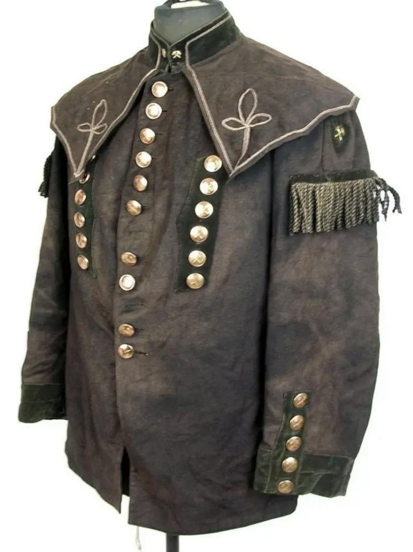 WW2 GERMAN MILITARIZED MINER NBM BERGBAU TUNIC JACKET - BUREAU OF MINES - VET BRING BACK: WW2 GERMAN MILITARIZED MINER NBM BERGBAU TUNIC JACKET - BUREAU OF MINES - VET BRING BACK. A VERY RARE FIND. IT IS IN MINT OVERALL SHAPE AND CONDITION WITH A BEAUTIFUL OVERALL PATINA. SHOWS GOOD WEAR A