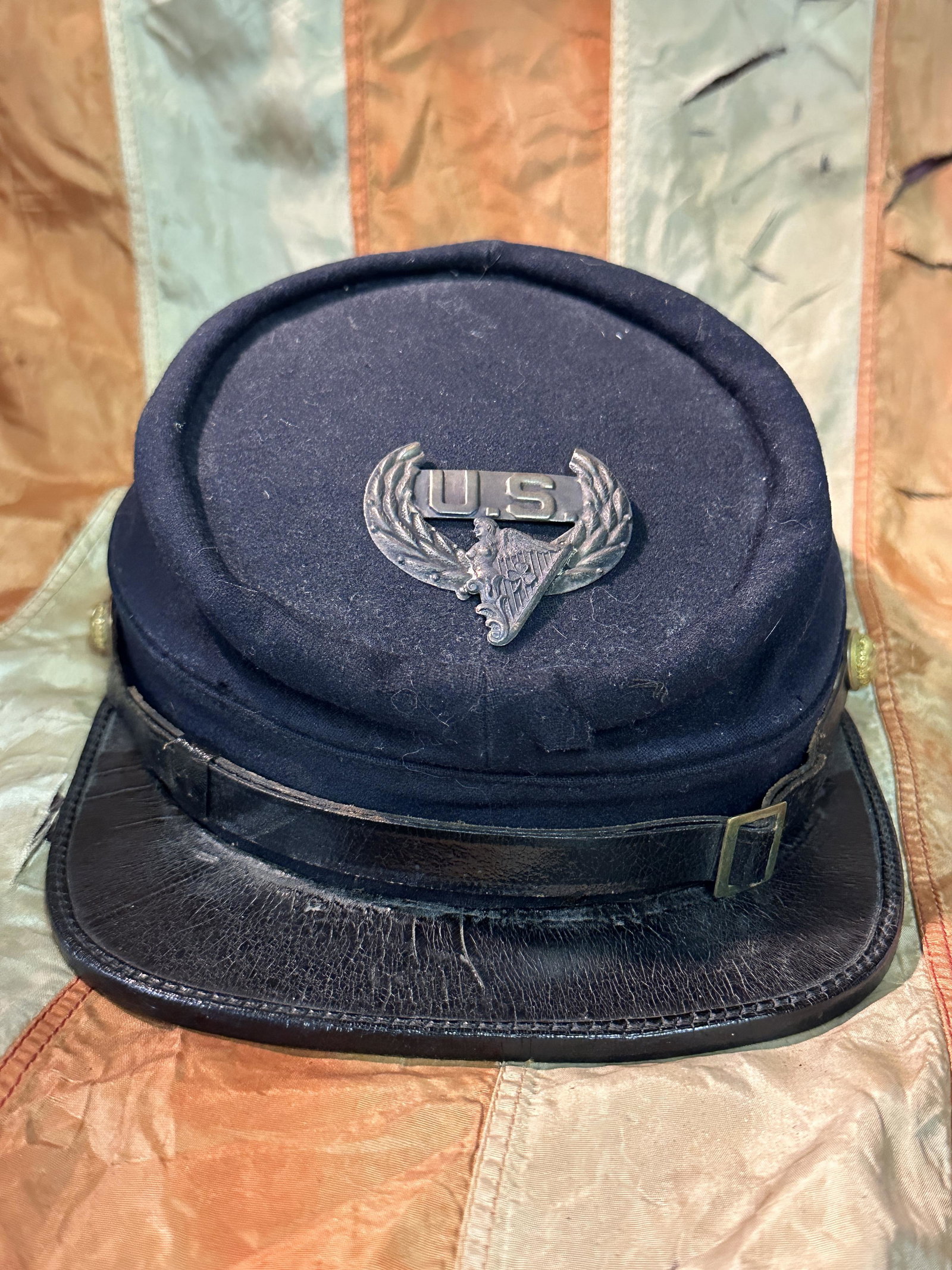 ID'D ULTRA RARE CIVIL WAR NY IRISH BRIGADE KEPI HAT CAP: ID'D ULTRA RARE CIVIL WAR NY IRISH BRIGADE KEPI HAT CAP. A VERY RARE FIND. HAS THE ID ON THE INSIDE - VIEW PICTURES. IT IS IN MINT OVERALL SHAPE AND CONDITION WITH A BEAUTIFUL OVERALL PATINA. HAS A GR