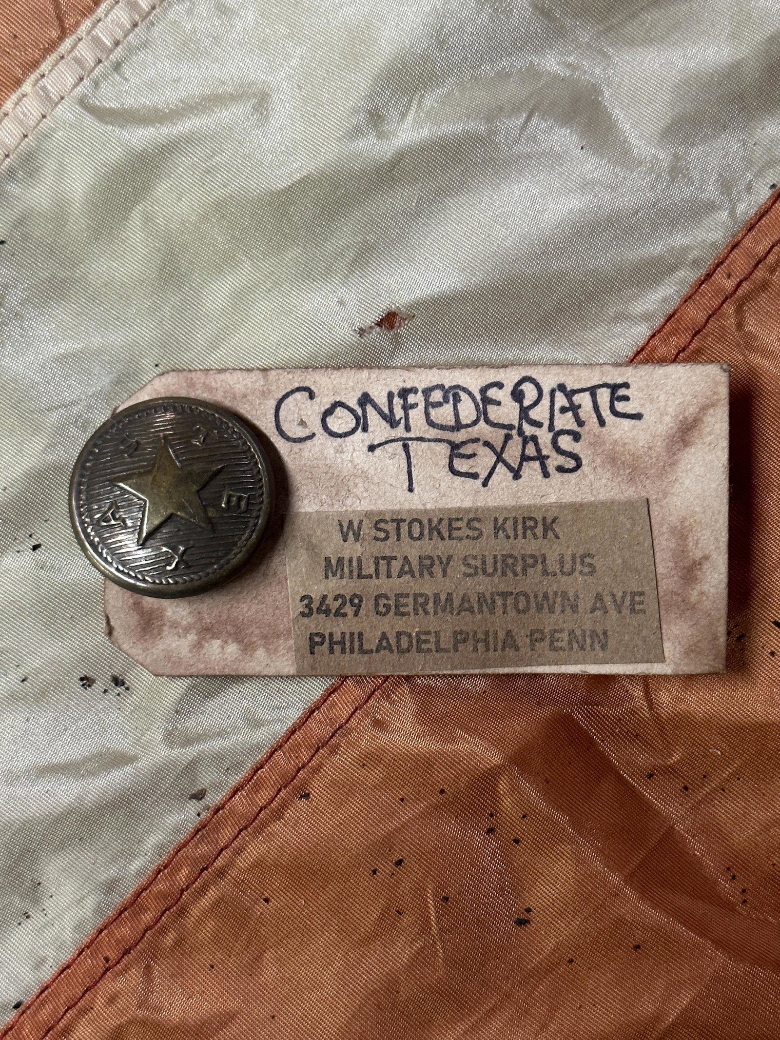 CIVIL WAR CONFEDERATE TEXAS OFFICER COAT BUTTON BY W. STOKES KIRK: CIVIL WAR CONFEDERATE TEXAS OFFICER COAT BUTTON BY W. STOKES KIRK. IT IS IN MINT OVERALL SHAPE AND CONDITION WITH A BEAUTIFUL OVERALL PATINA. HAS A GREAT LOOK TO IT WITH AN EXCELLENT OVERALL EYE APPEA