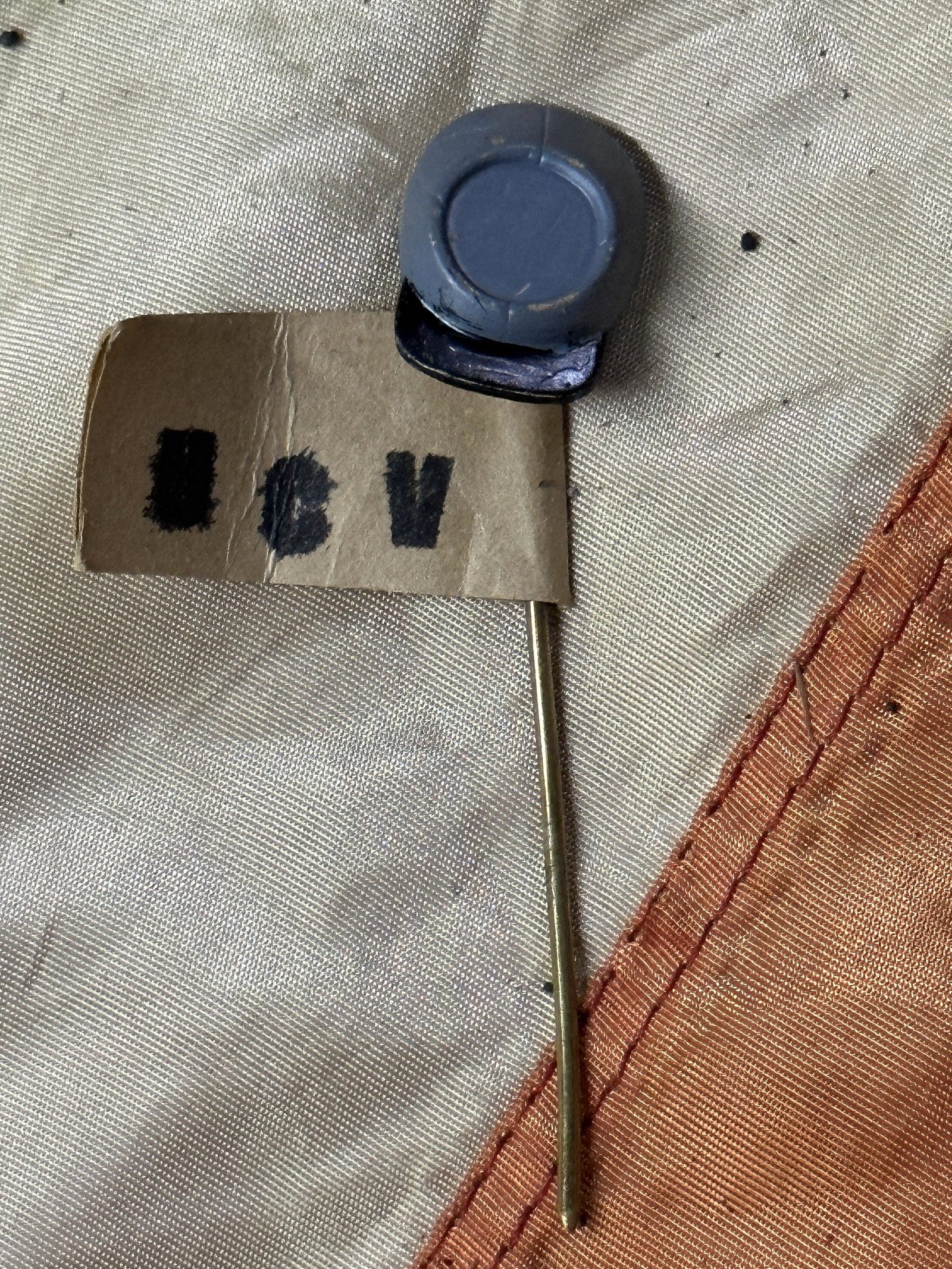 RARE CIVIL WAR UCV CONFEDERATE VETERANS KEPI PIN WITH ORIG. TAG: RARE CIVIL WAR UCV CONFEDERATE VETERANS KEPI PIN WITH ORIG. TAG. IT IS IN MINT OVERALL SHAPE AND CONDITION WITH A BEAUTIFUL OVERALL PATINA. HAS A GREAT LOOK TO IT WITH AN EXCELLENT OVERALL EYE APPEAL.