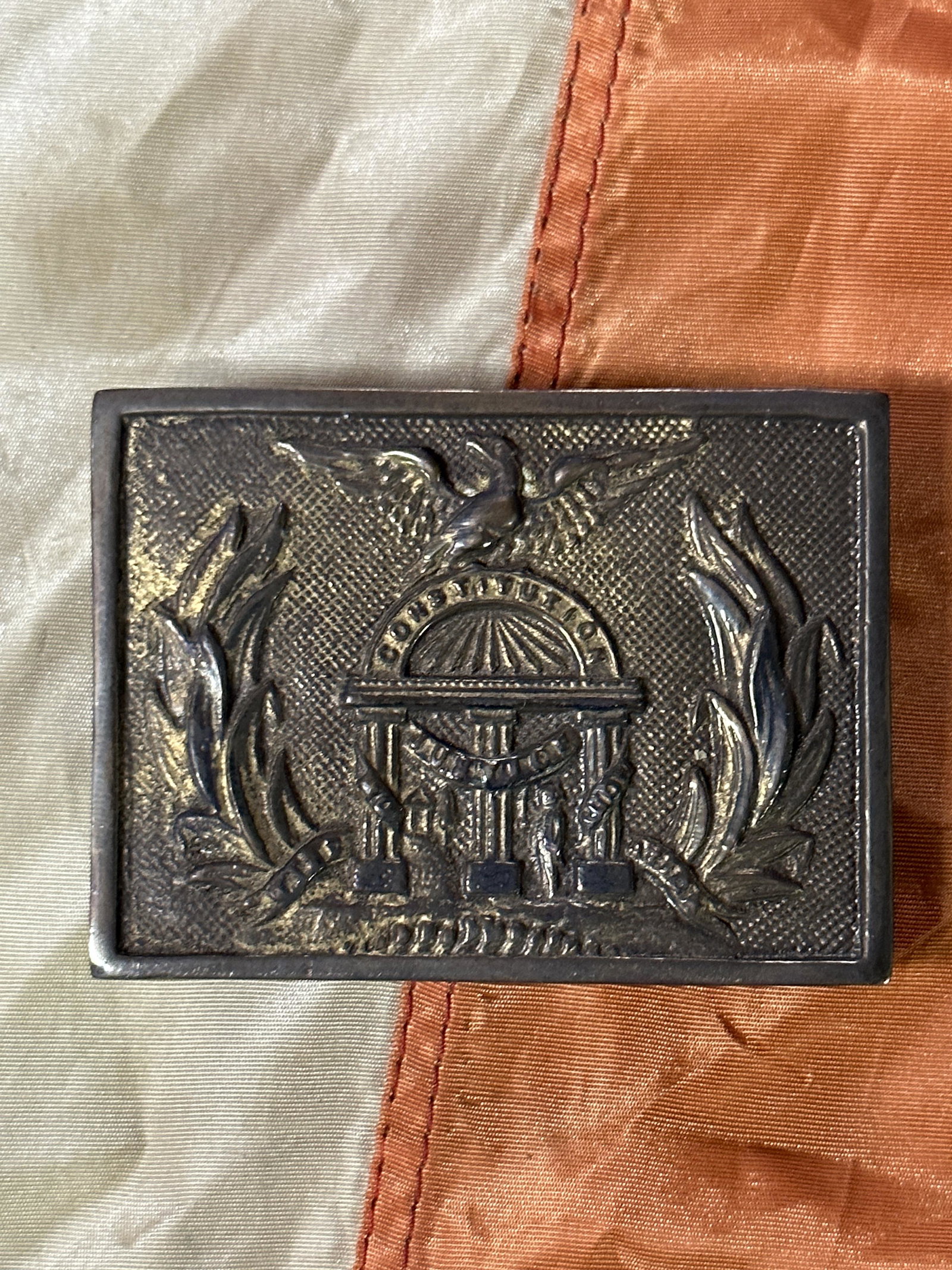 RARE CIVIL WAR CONFEDERATE GEORGIA STATE BELT BUCKLE - 3 HOOK CONSTRUCTION: RARE CIVIL WAR CONFEDERATE GEORGIA STATE BELT BUCKLE - 3 HOOK CONSTRUCTION. A RARE FIND. IT IS IN MINT OVERALL SHAPE AND CONDITION WITH A BEAUTIFUL OVERALL PATINA. SHOWS GOOD WEAR AND USE. PLEASE VIEW