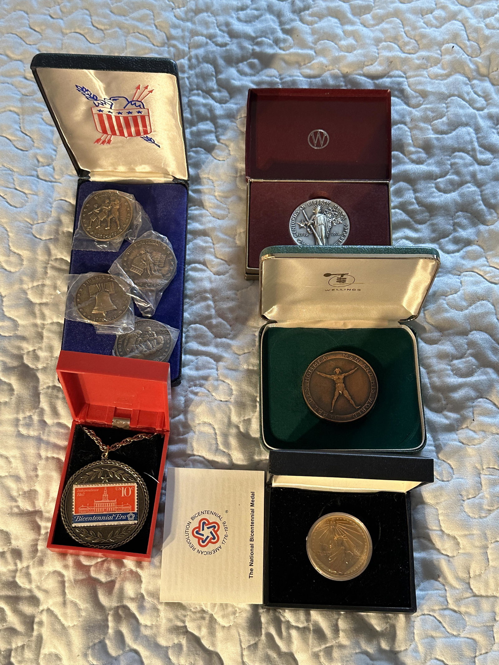 VINTAGE COLLECTORS COLLECTION LOT OF U.S. COINS MEDALS (1 of 8)