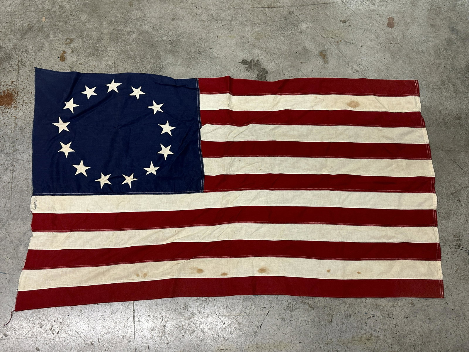 RARE CIVIL WAR CONFEDERATE 13 STAR FLAG: RARE CIVIL WAR CONFEDERATE 13 STAR FLAG. A VERY RARE FIND. IT IS IN MINT OVERALL SHAPE AND CONDITION WITH A BEAUTIFUL OVERALL PATINA. HAS A GREAT LOOK TO IT WITH AN EXCELLENT OVERALL EYE APPEAL. SHOWS