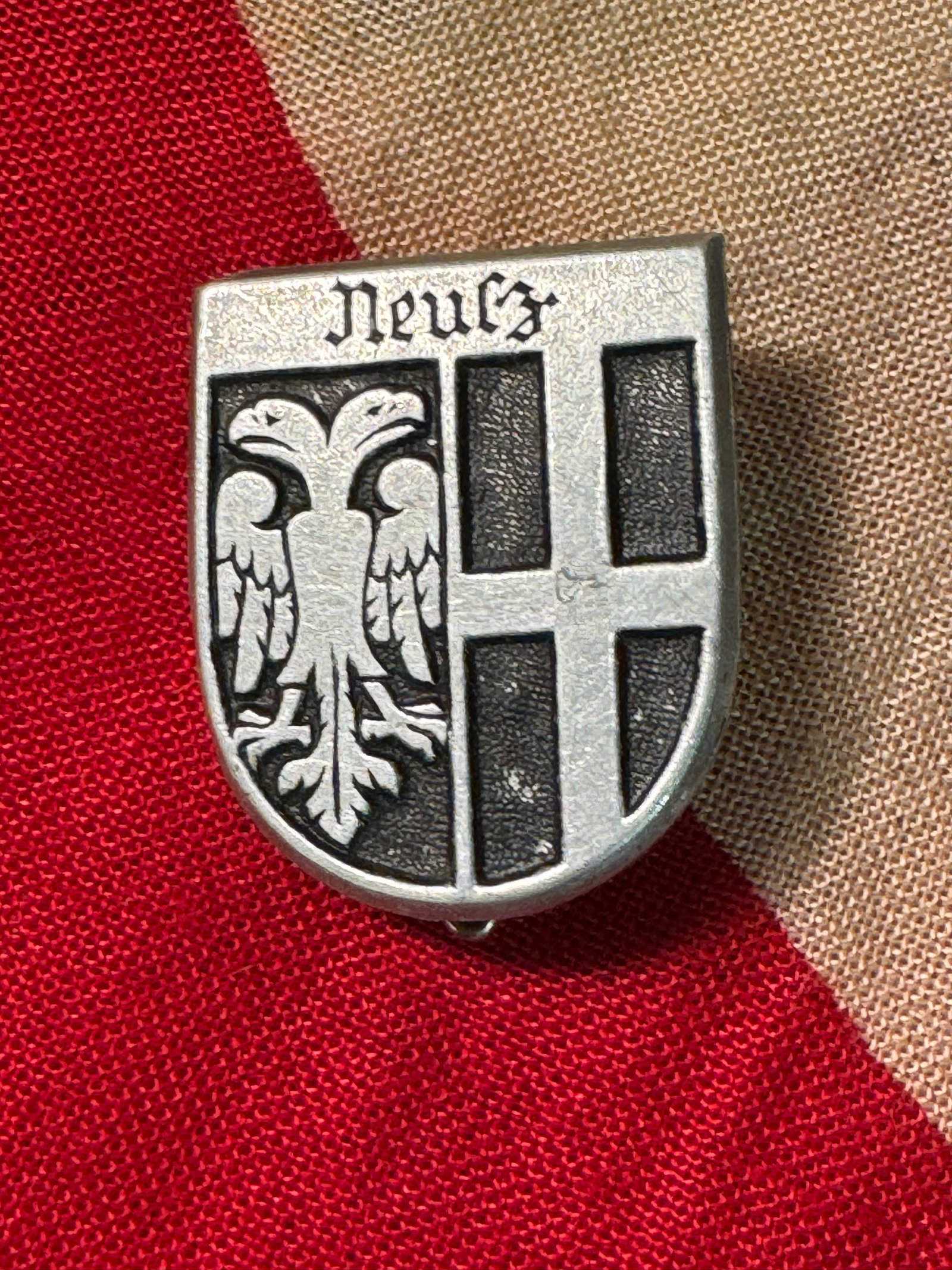 RARE WW2 GERMAN AUSTRIA SHIELD BADGE: RARE WW2 GERMAN AUSTRIA SHIELD BADGE. Shows good wear and use with a beautiful overall patina. Please view all detailed pictures. A rare find.