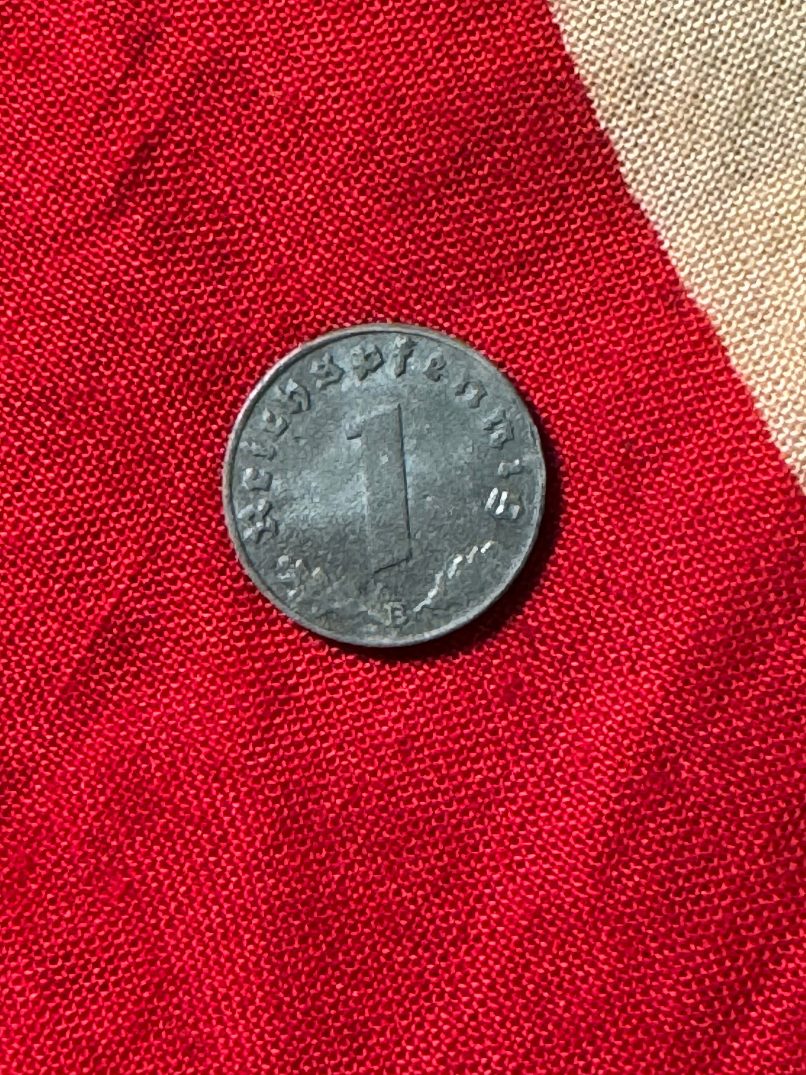 WW2 GERMAN 1944 DATED CURRENY COIN: WW2 GERMAN 1944 DATED CURRENY COIN